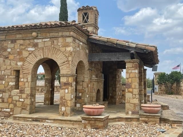 1212 Apache Tears Property Photo 9