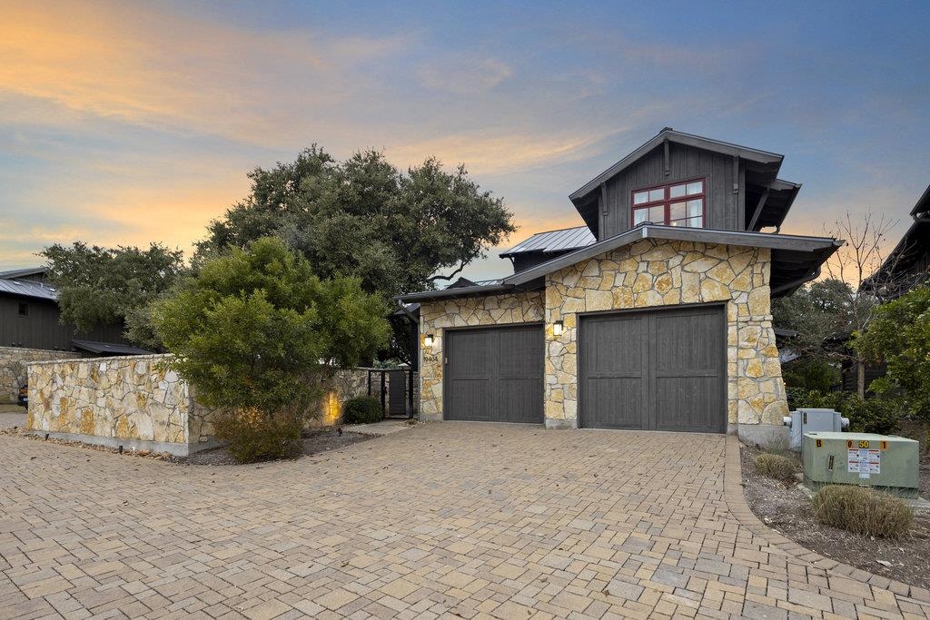 19404 E Bold Venture Drive Property Photo