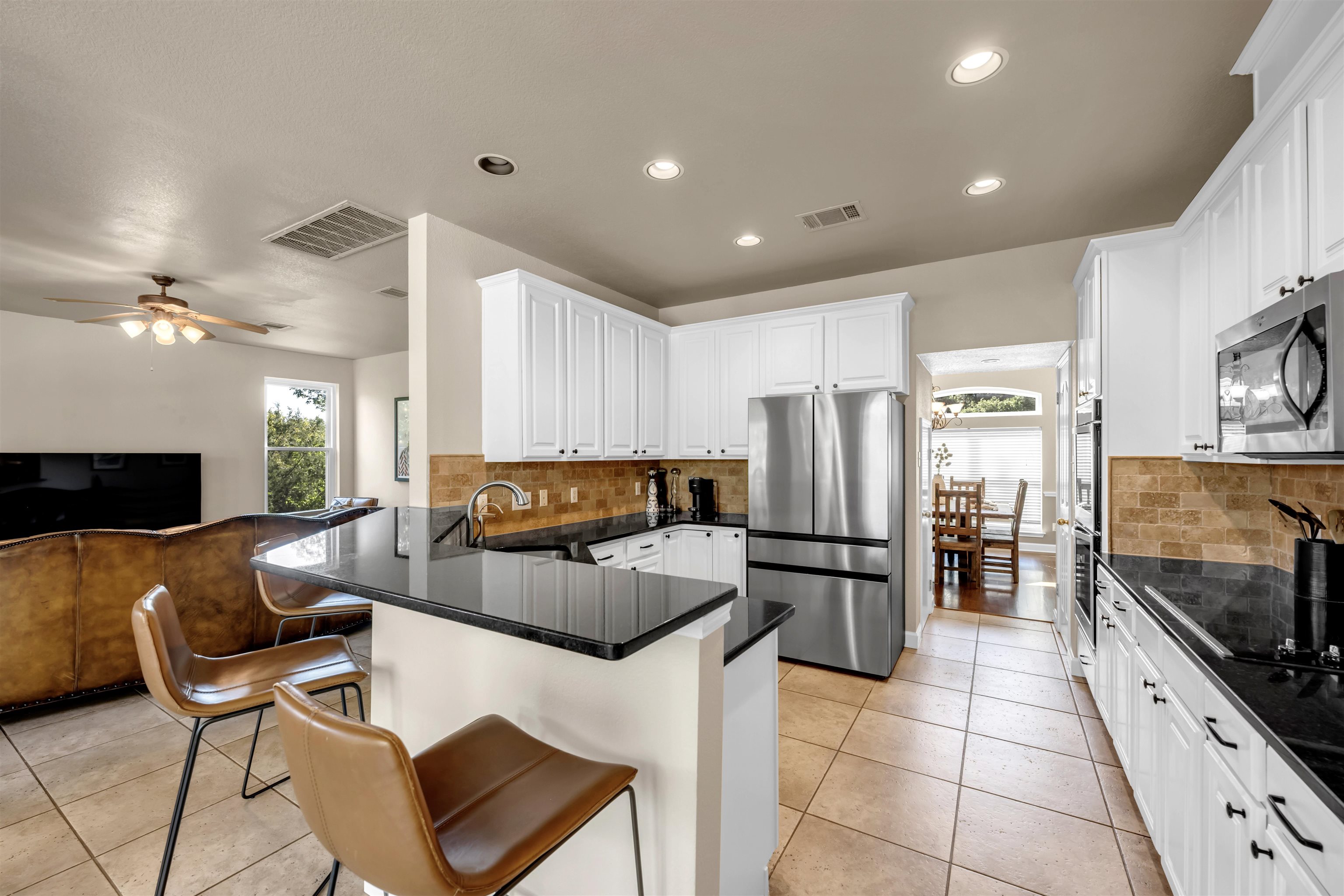 31108 La Quinta Drive Property Photo 10