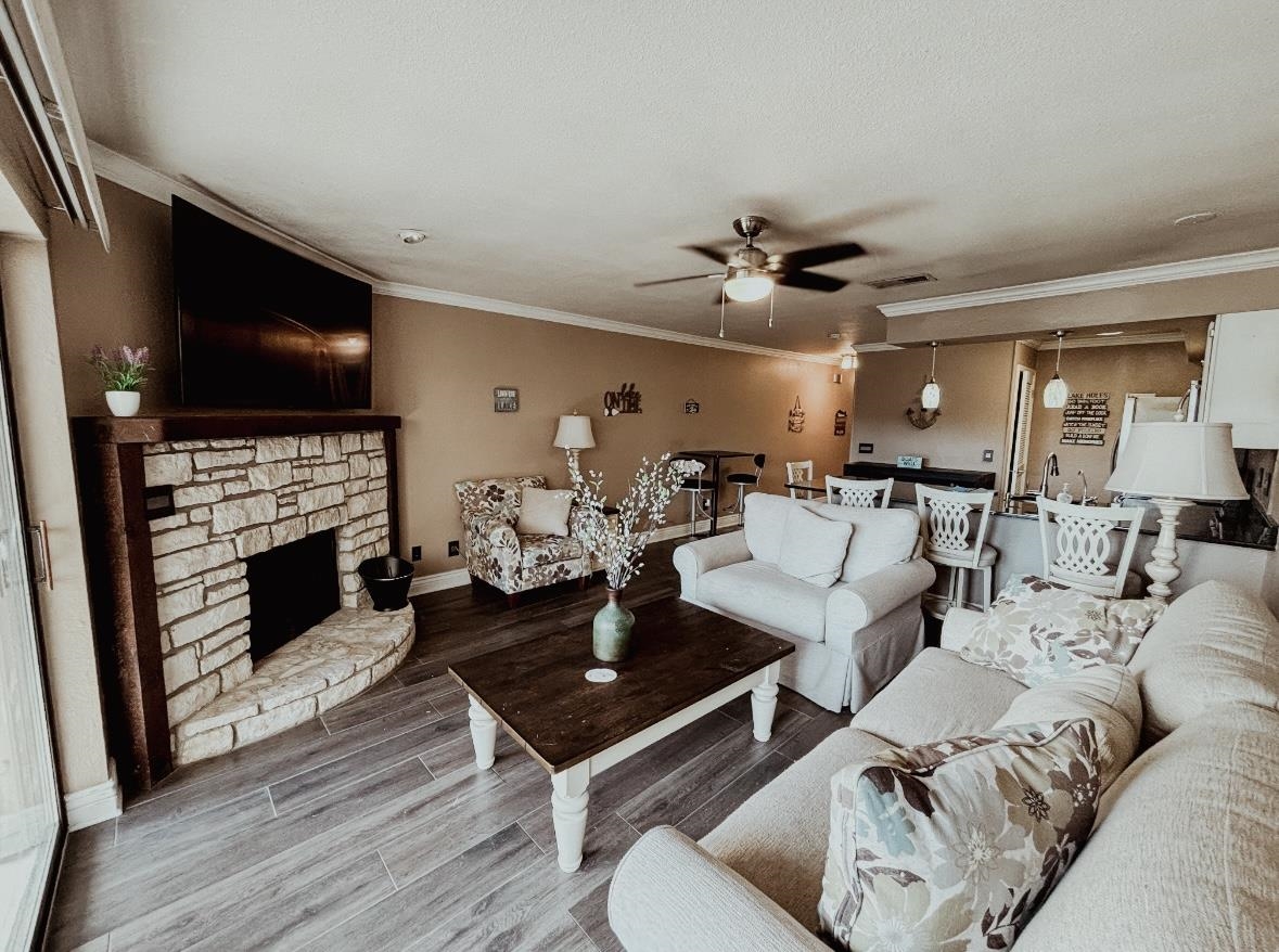 509 Short Circuit #104 Property Photo 14