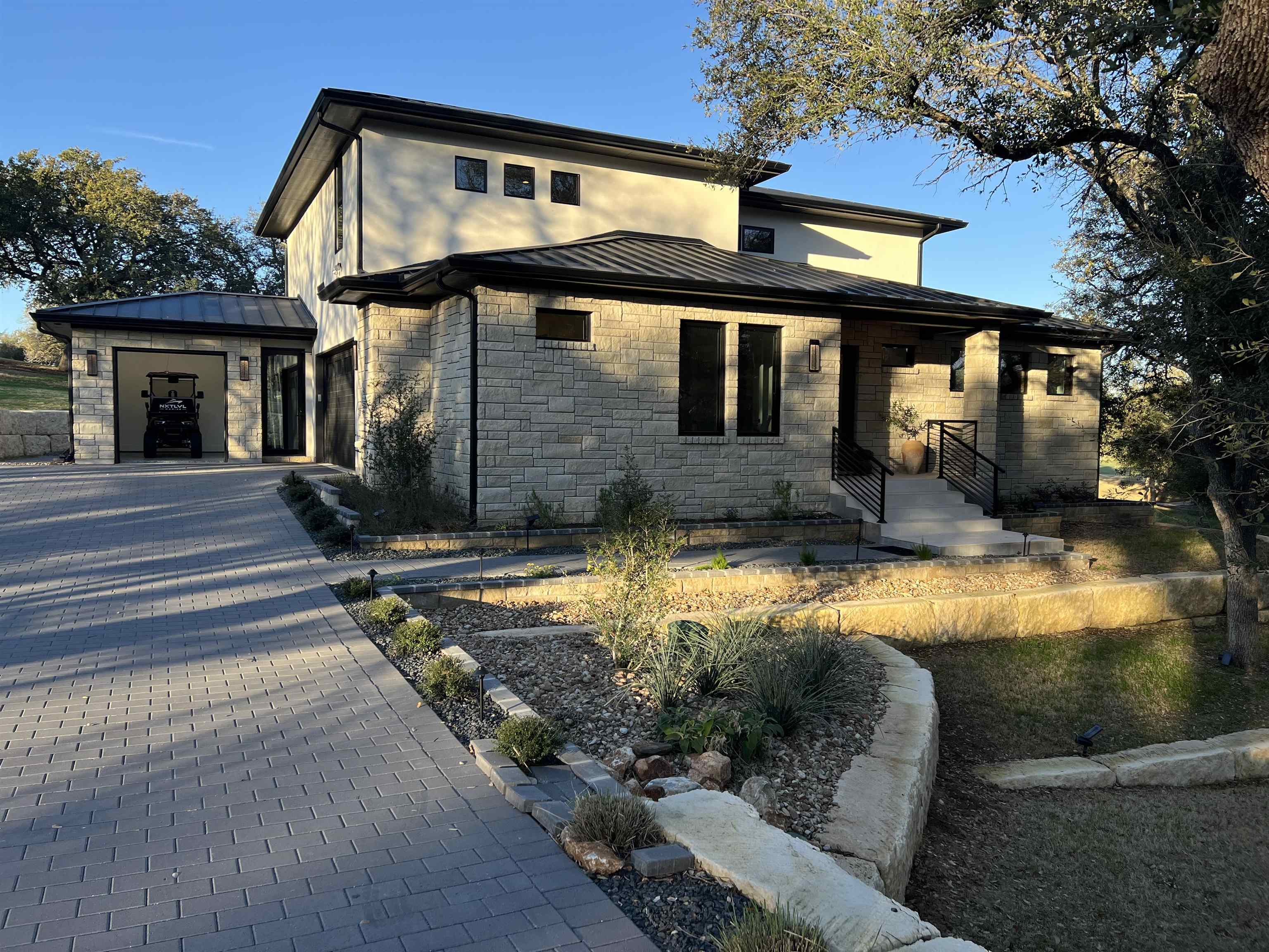 171803 Property Photo