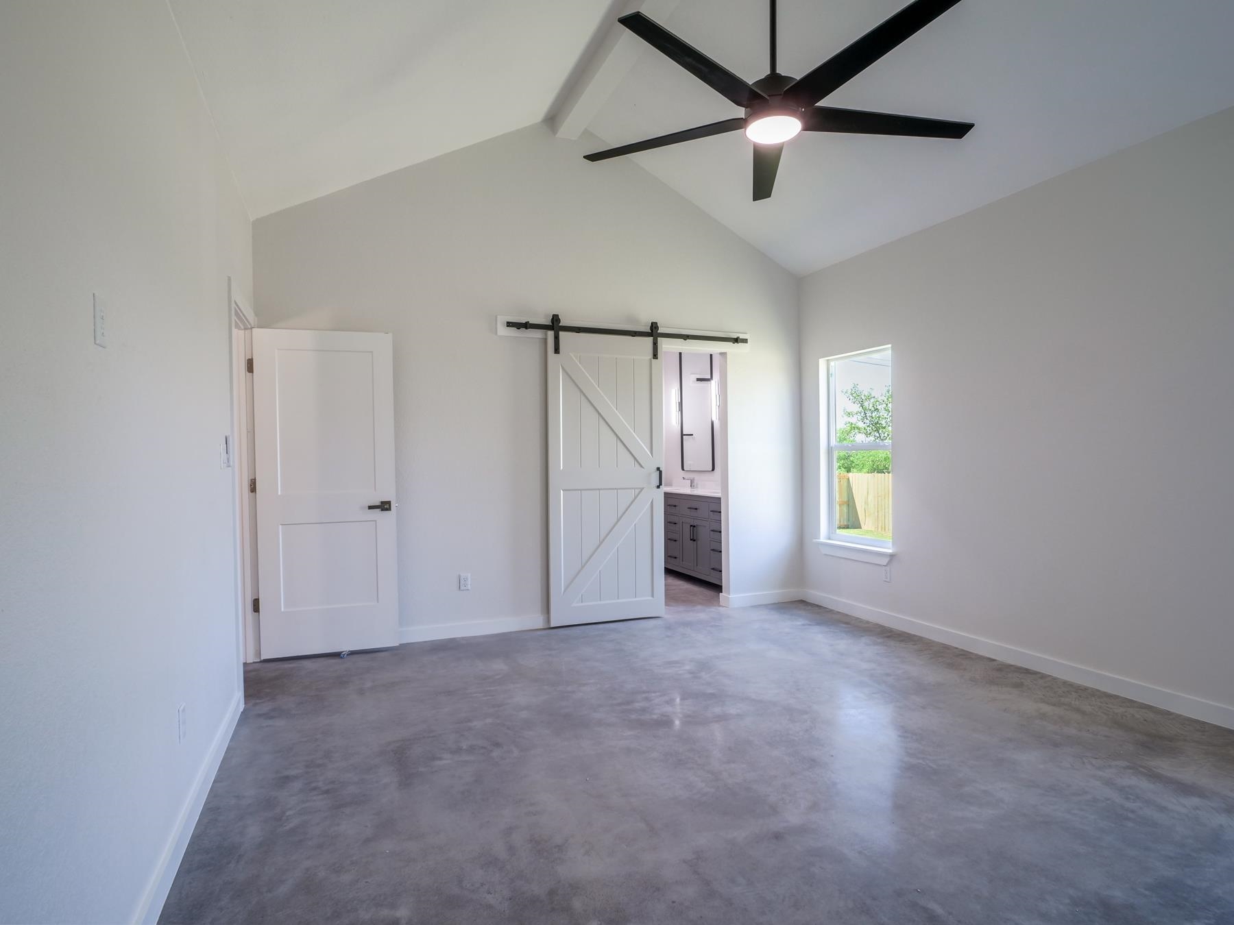 307 Cedarhill Property Photo 12