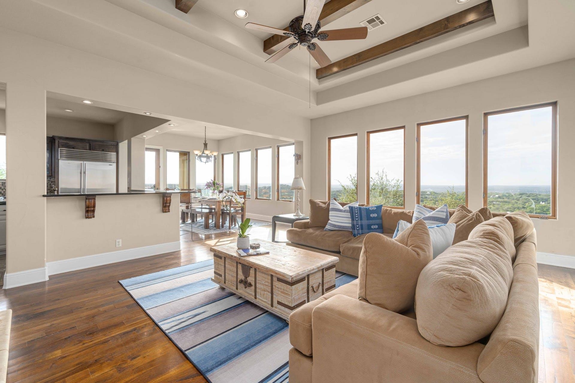 9104 Atwater Cove Property Photo 3
