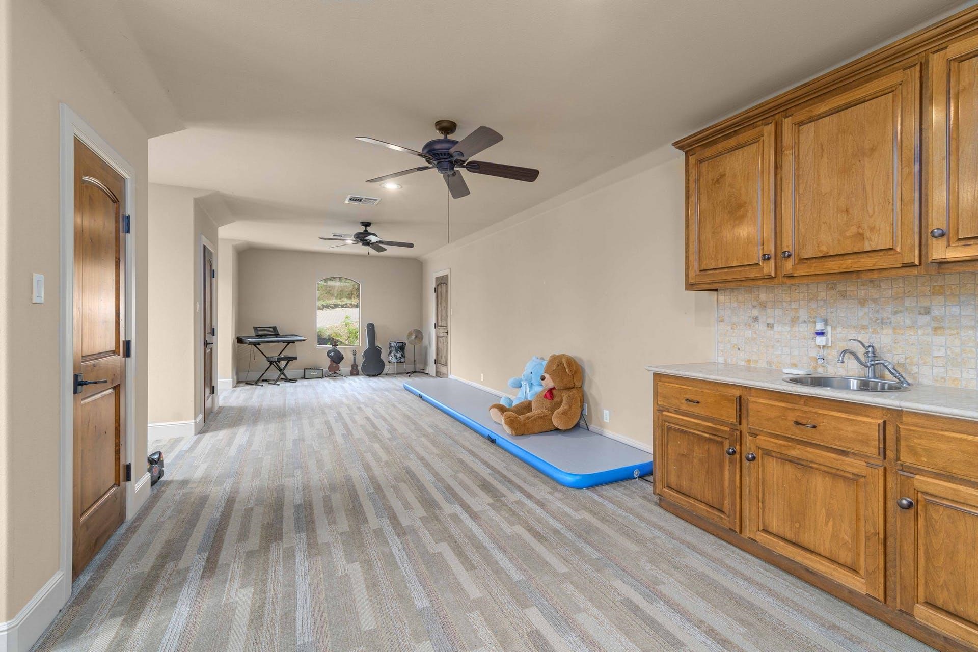 9104 Atwater Cove Property Photo 25