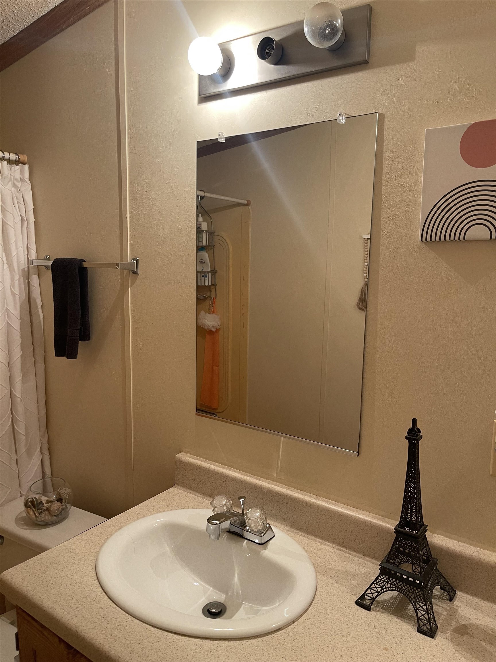 1542 Roselea Property Photo 21