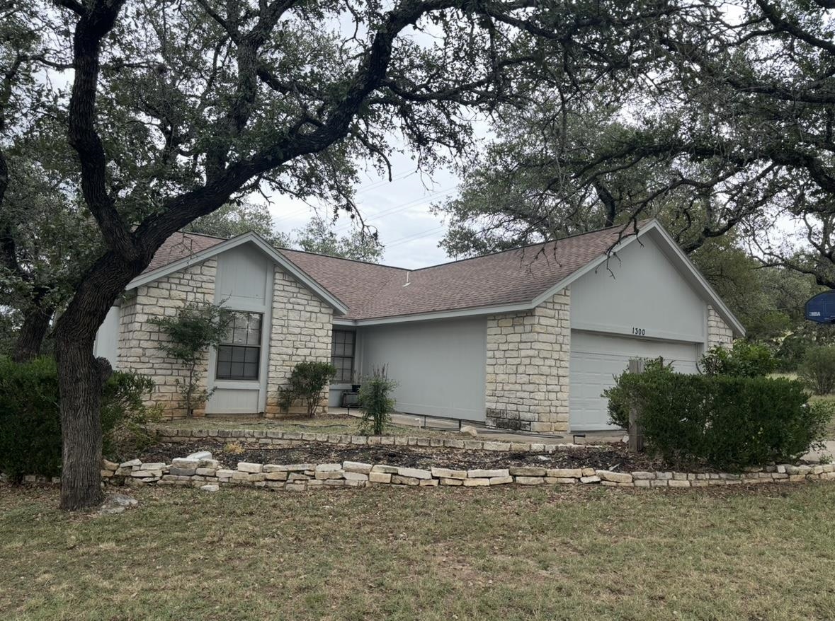 1300 Dew Drop Property Photo 3