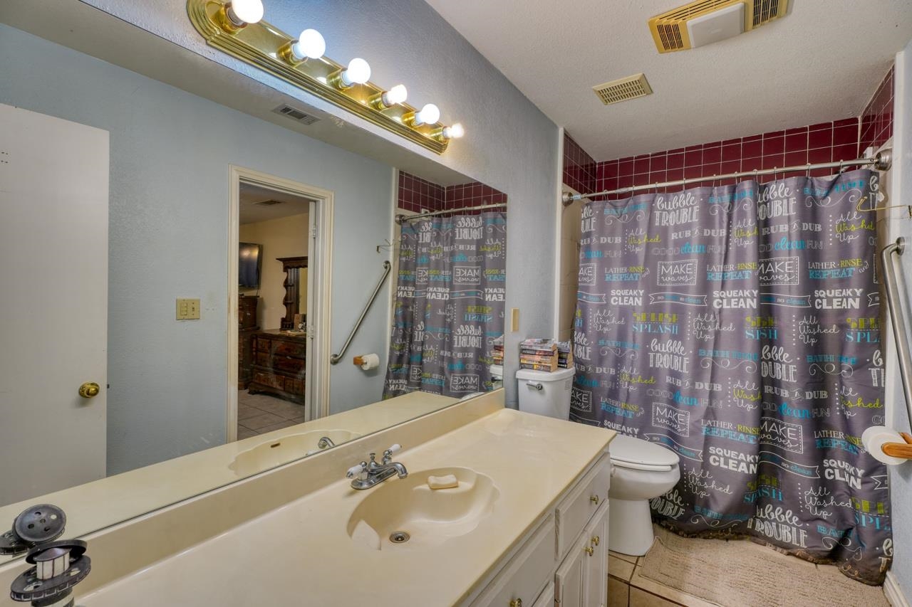 2602 Cr 108 Property Photo 15