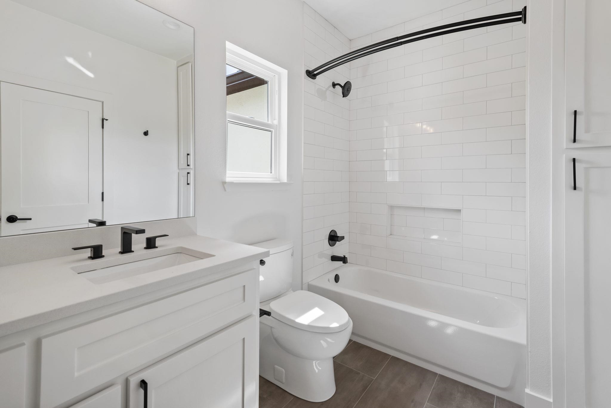1303 Faultline Property Photo 10