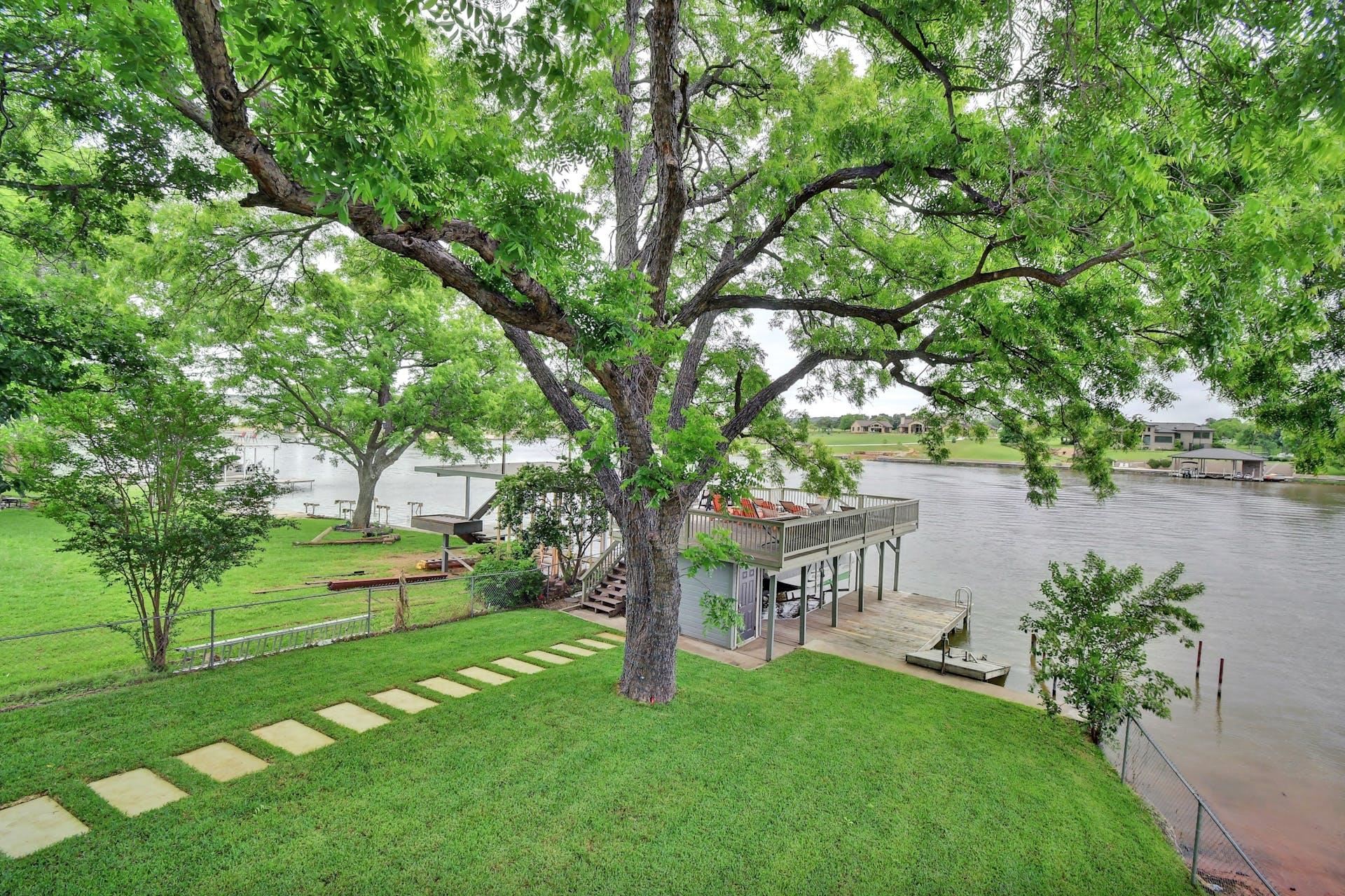 525 Ellen Williams Loop Property Photo 11