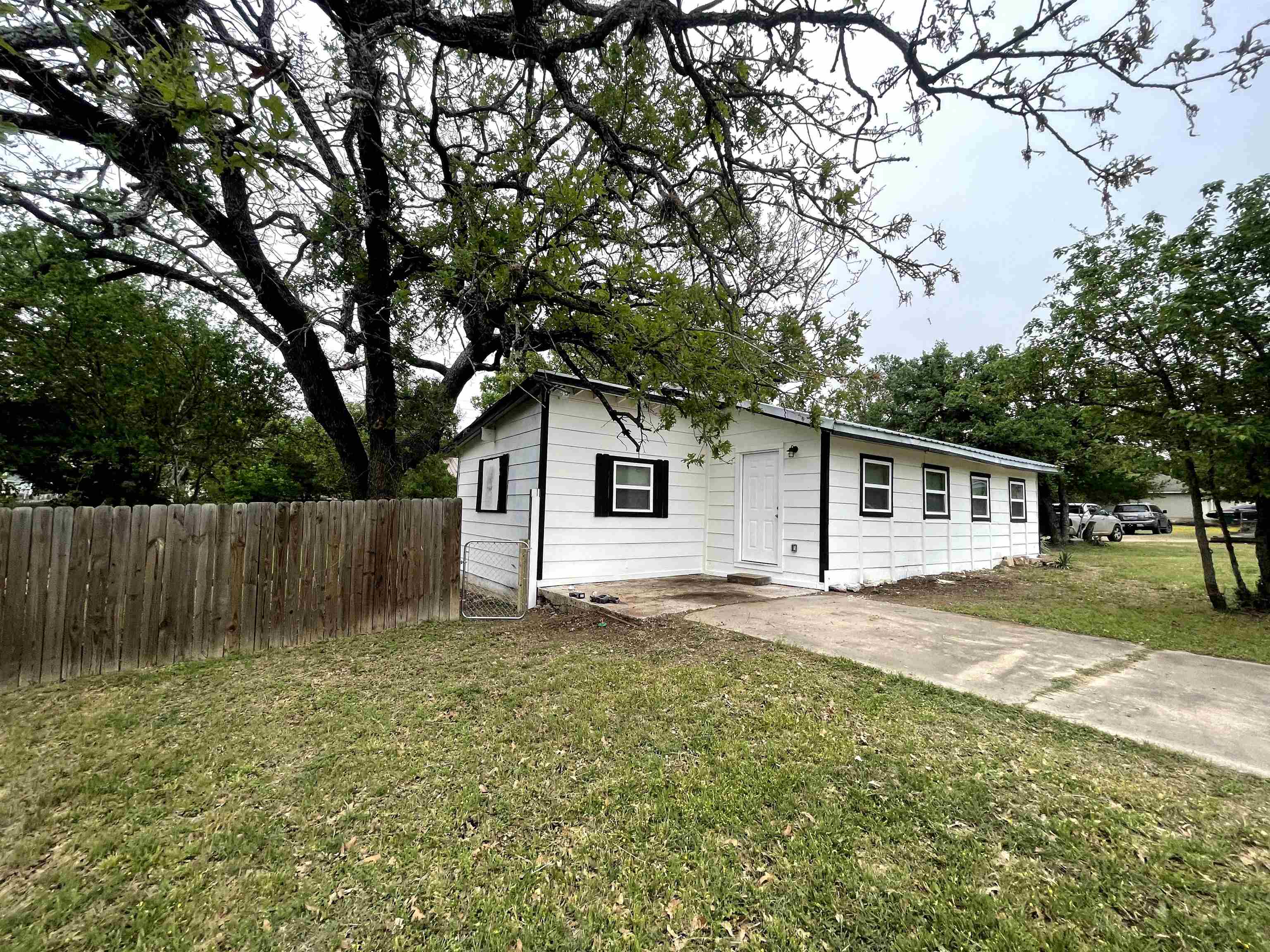 723 Pecan Lane Property Photo
