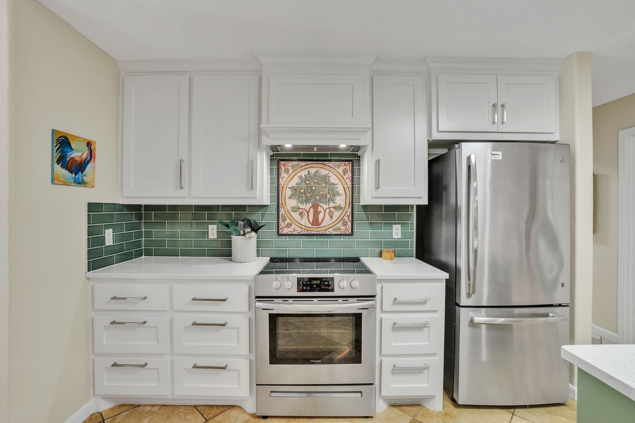 118 Broadmoor Property Photo 11