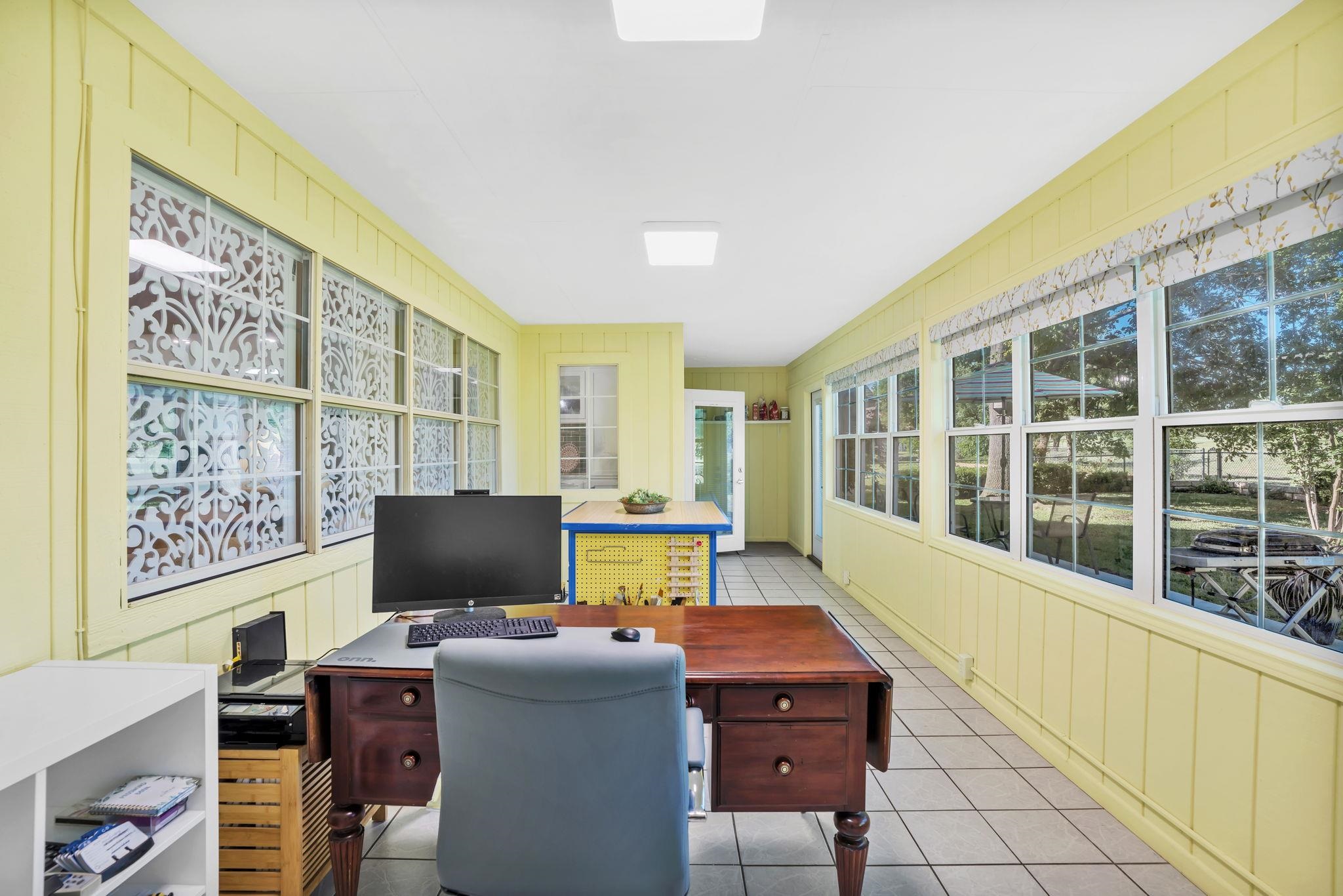 118 Broadmoor Property Photo 23