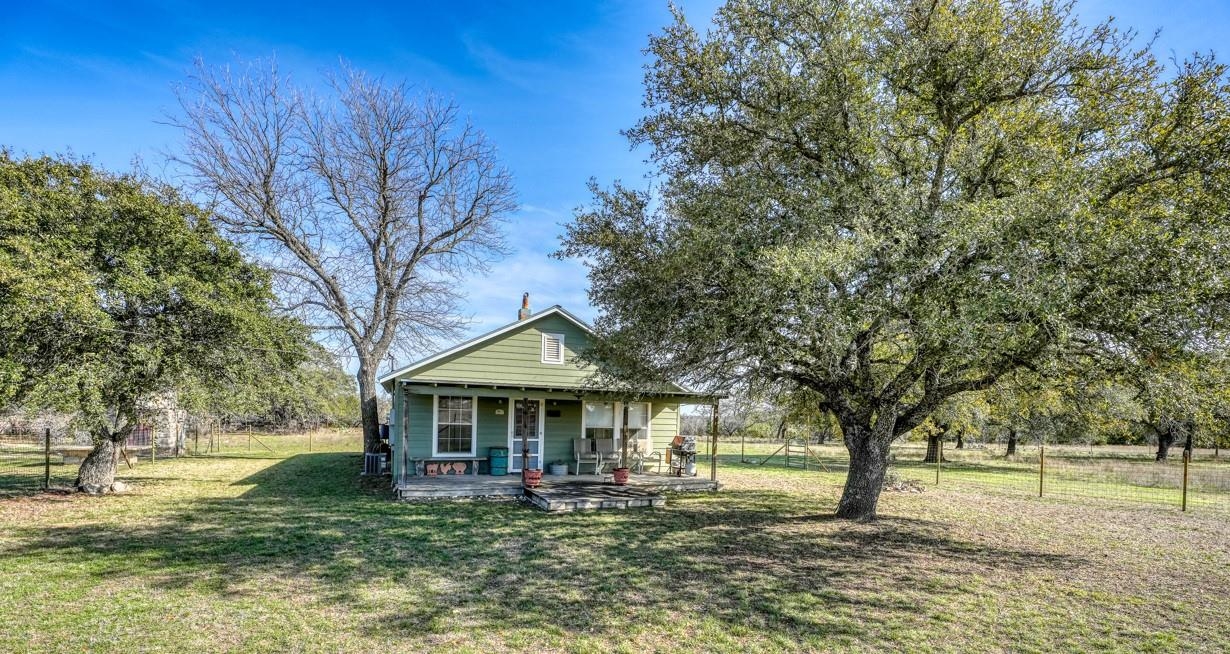 #866 Cr 2806 Property Photo 5
