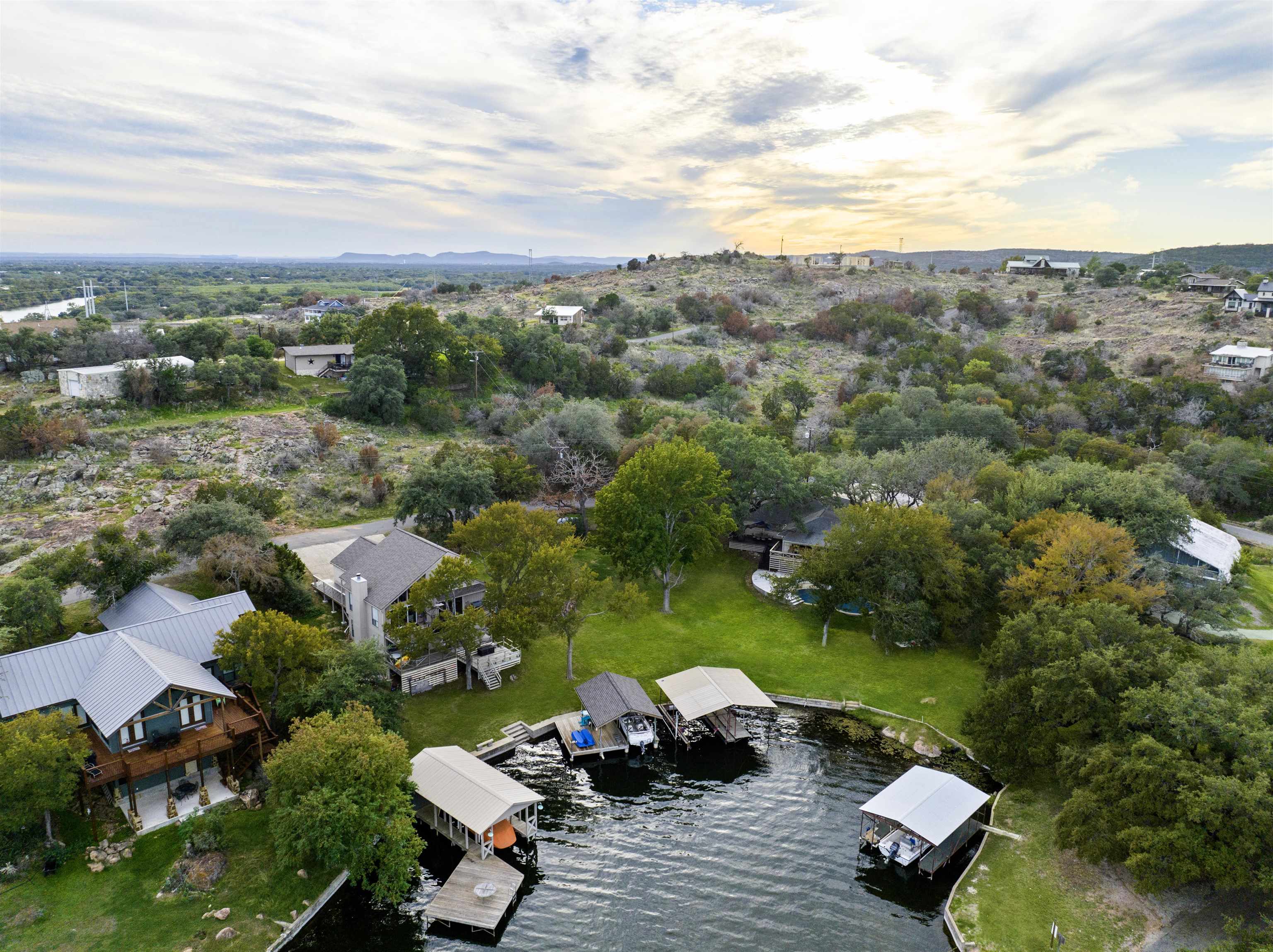 1110 S Rockwood Drive Property Photo