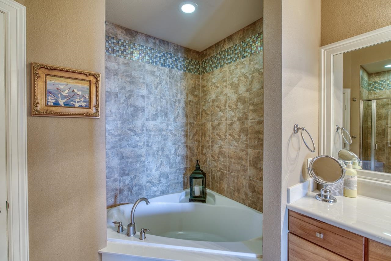1001 The Cape #23 Property Photo 22