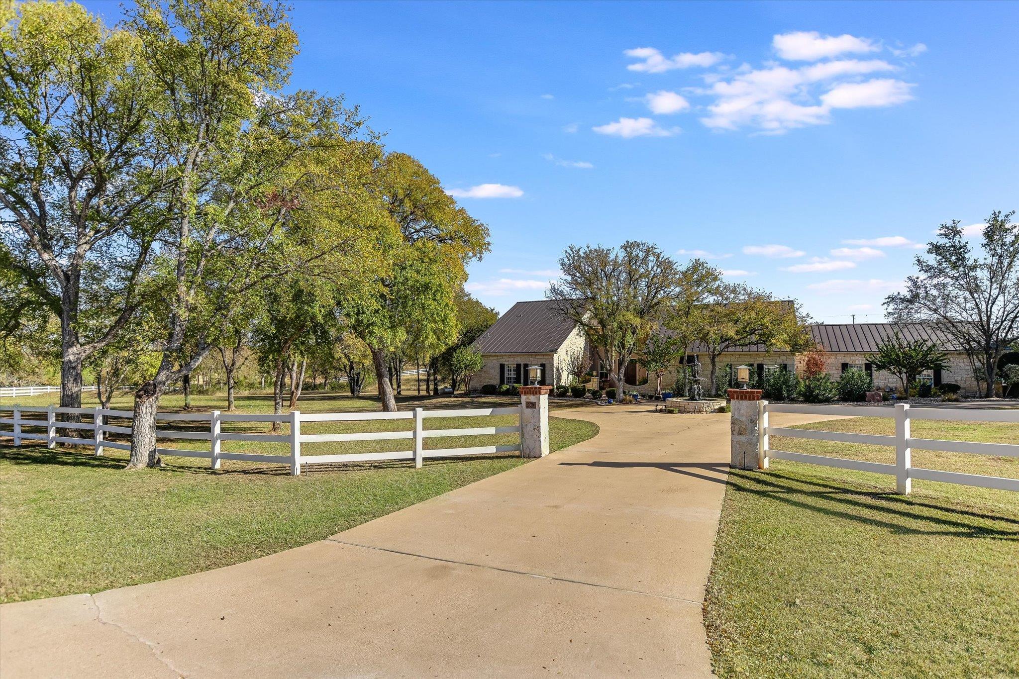 209 Tarbet Trail Property Photo 1