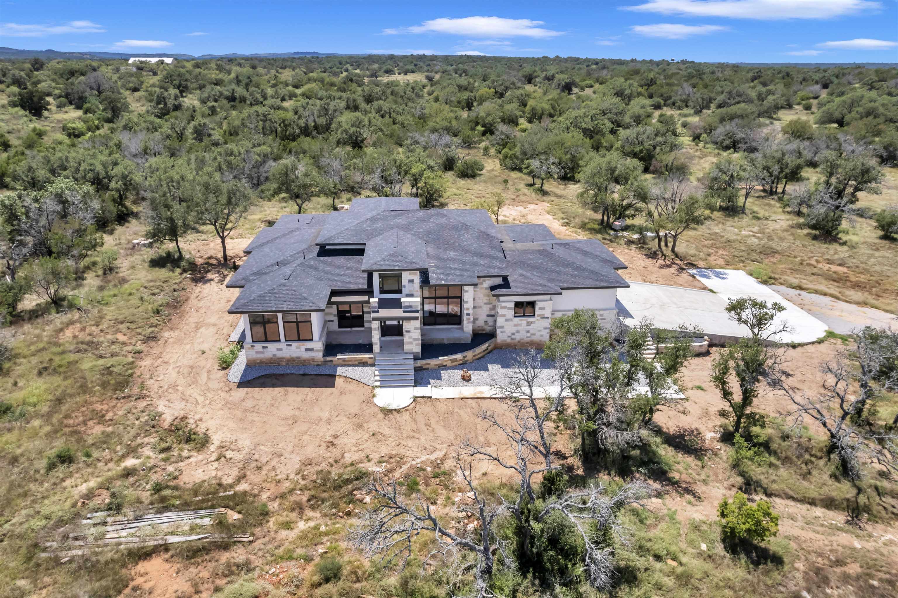 6507 Ranch Rd 962 W Property Photo