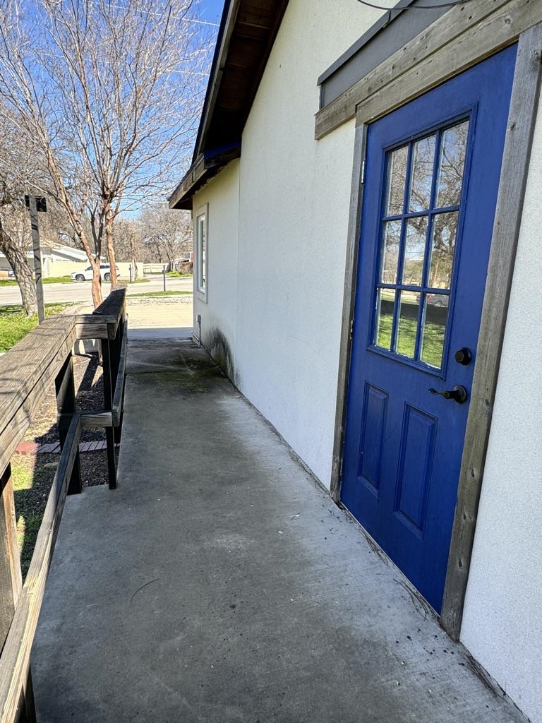 610 Broadway Property Photo 17