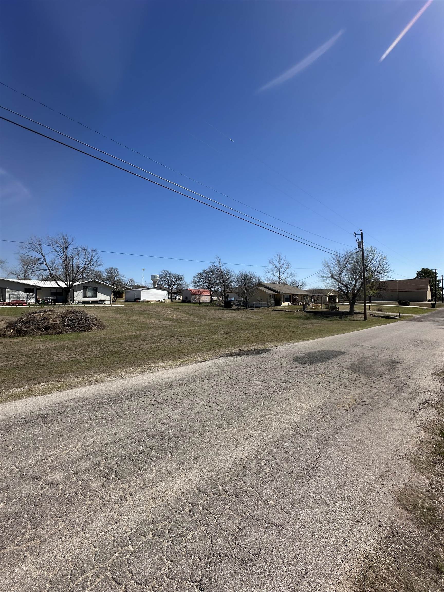 691a Southwood Drive Property Photo 10