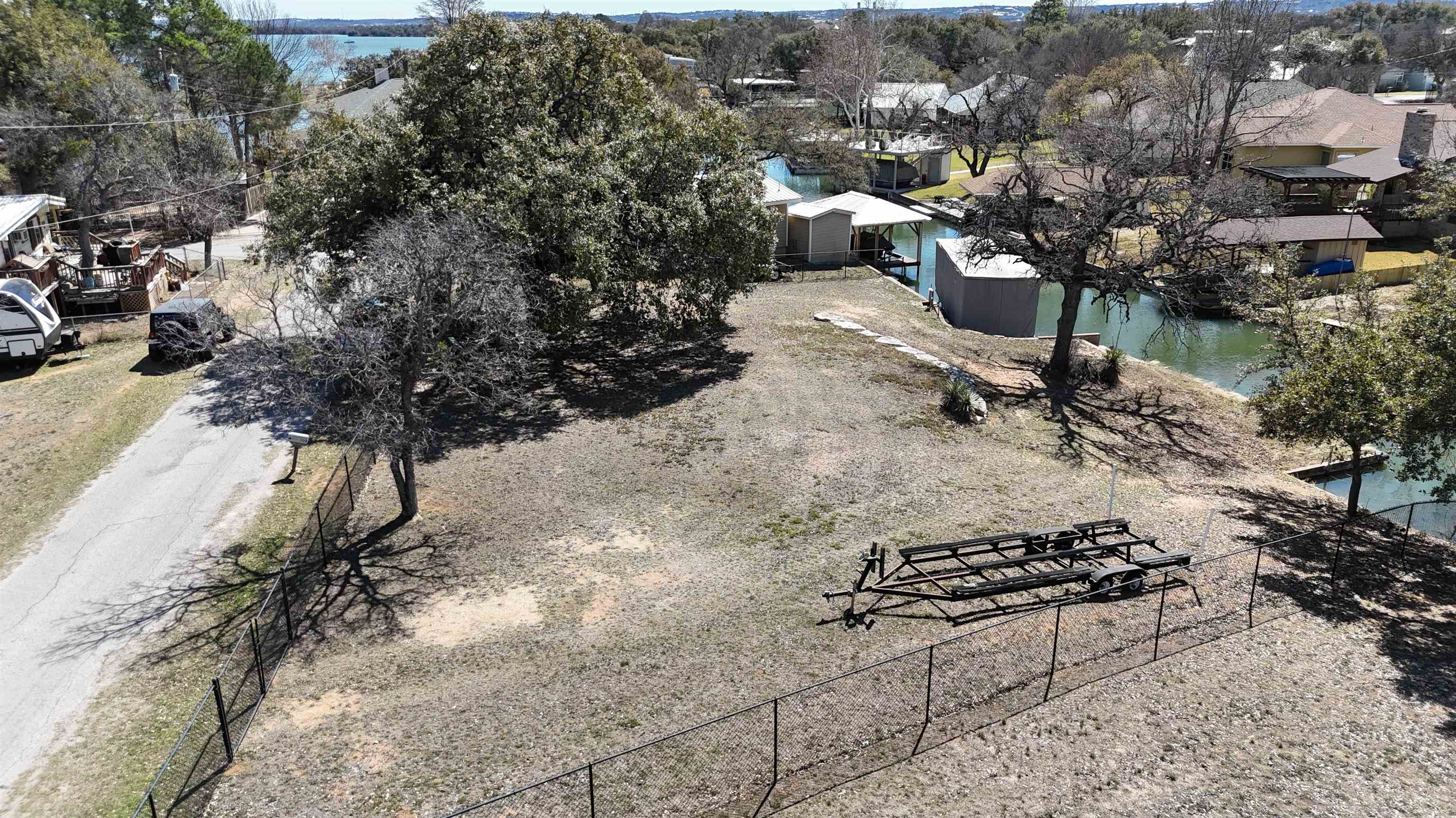 323 Belaire Circle Property Photo 4
