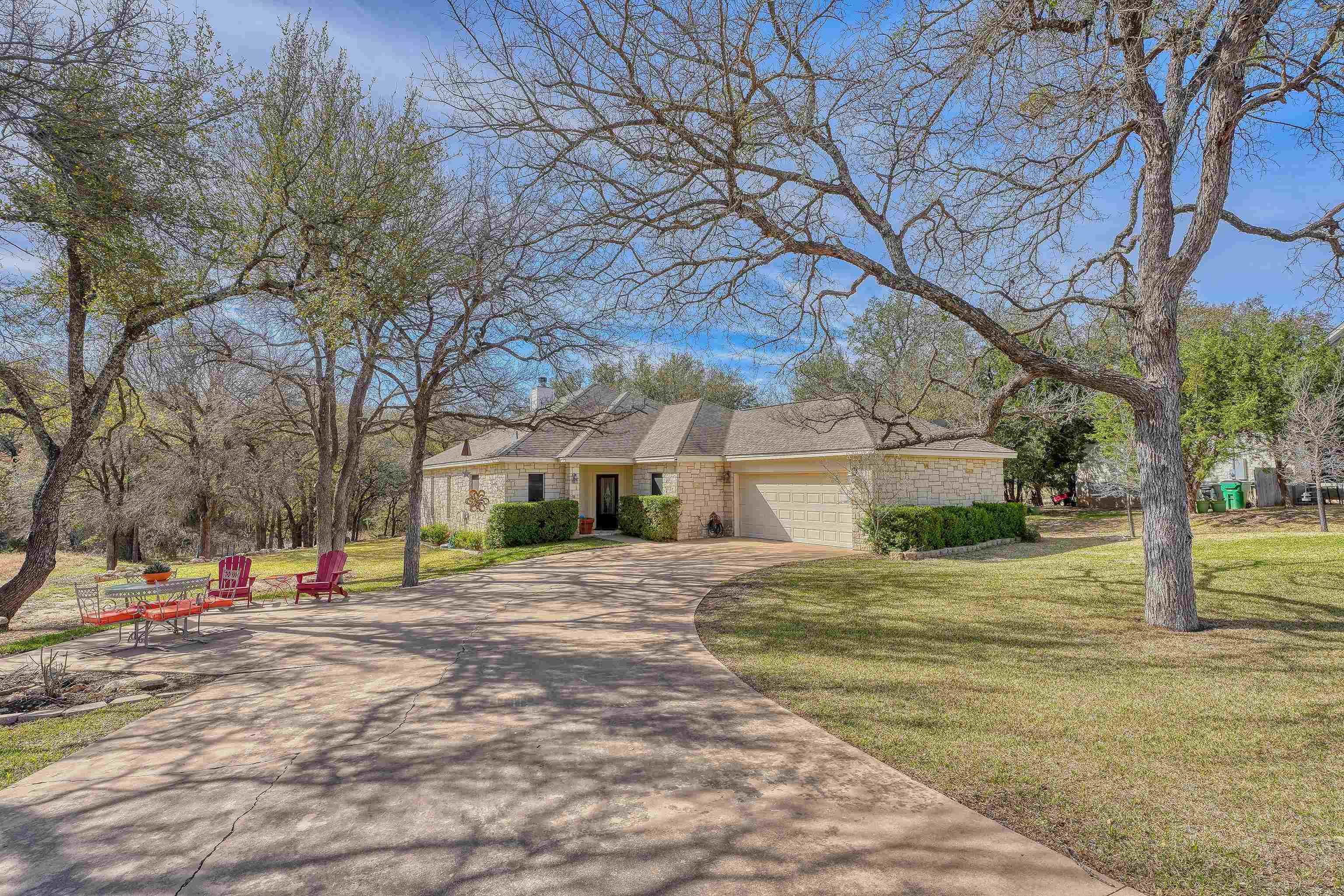 311 Deer Hollow Dr Property Photo