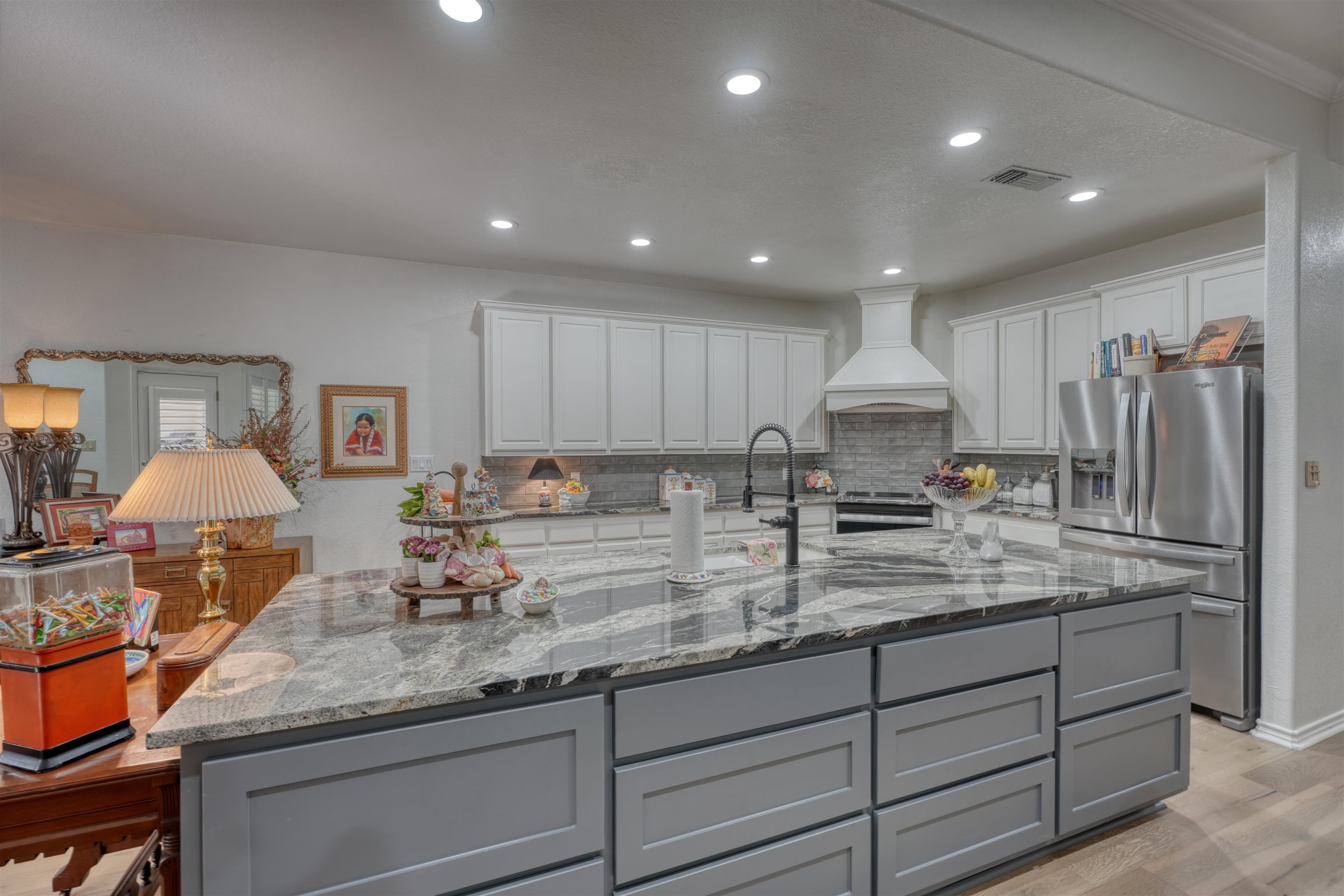 311 Deer Hollow Dr Property Photo 8