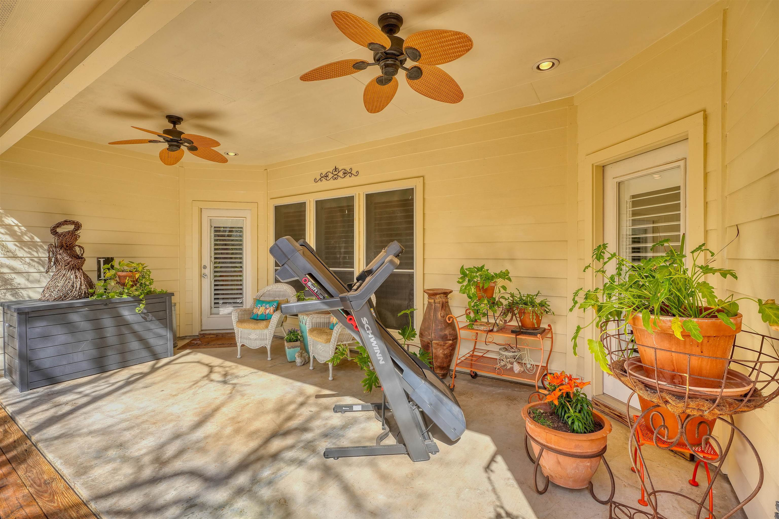 311 Deer Hollow Dr Property Photo 23