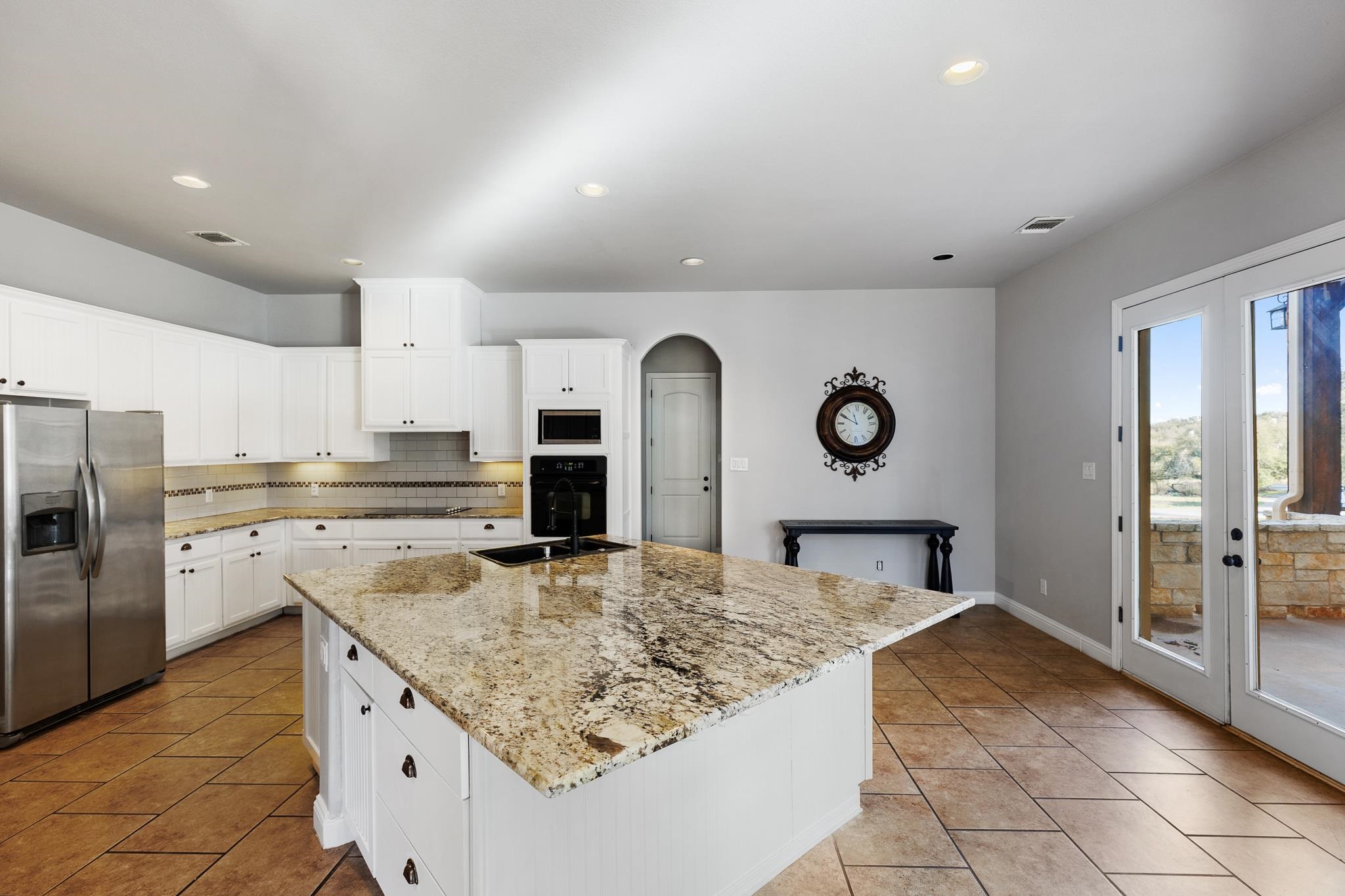 3206 Douglas Drive Property Photo 8