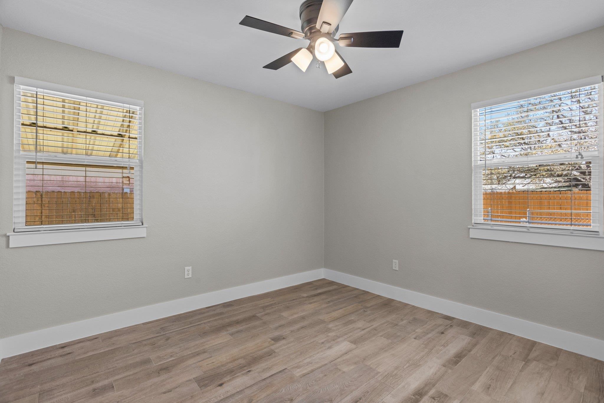 711 E Johnson Street Property Photo 11
