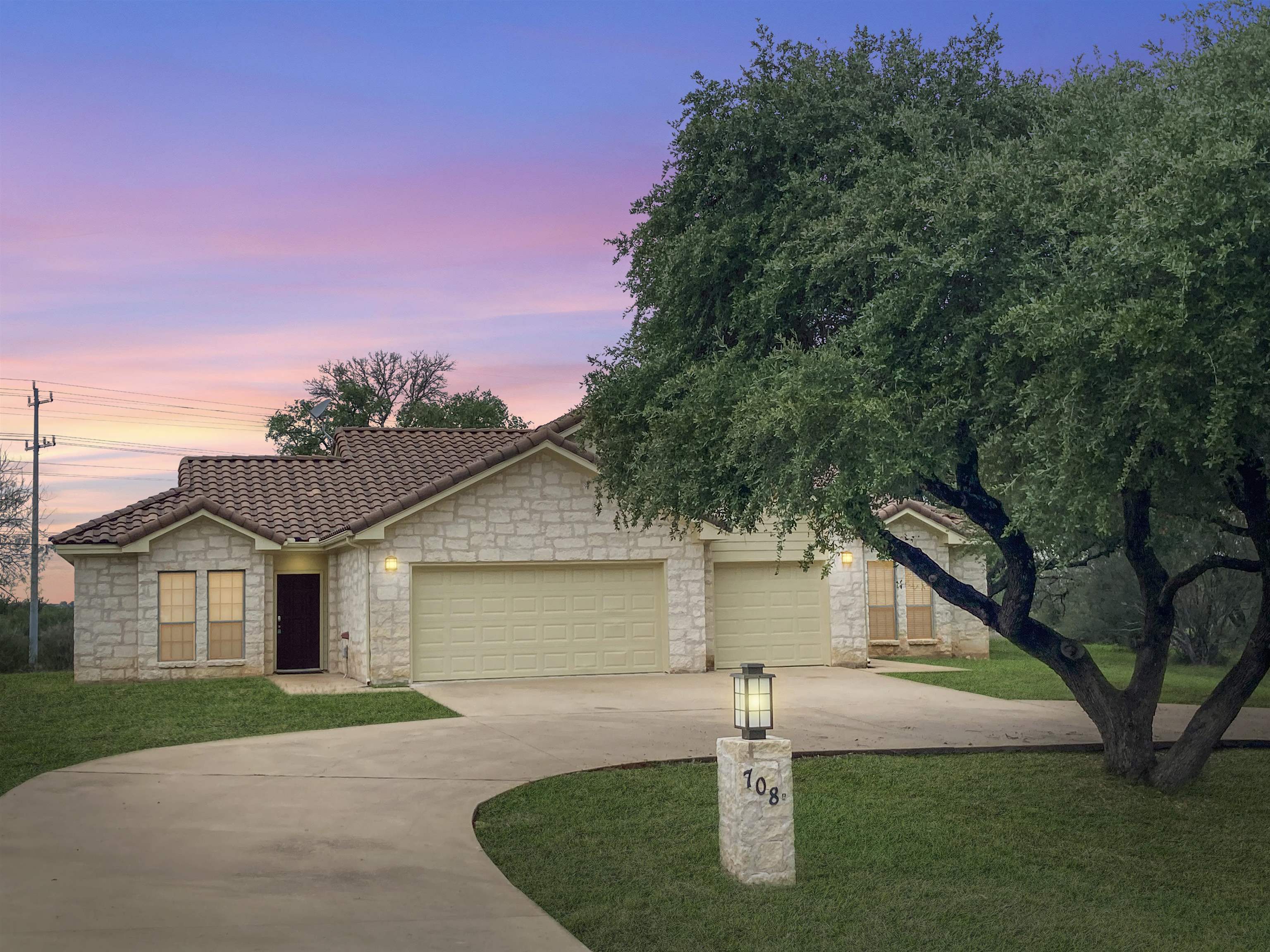 708 Hi Circle West B Property Photo