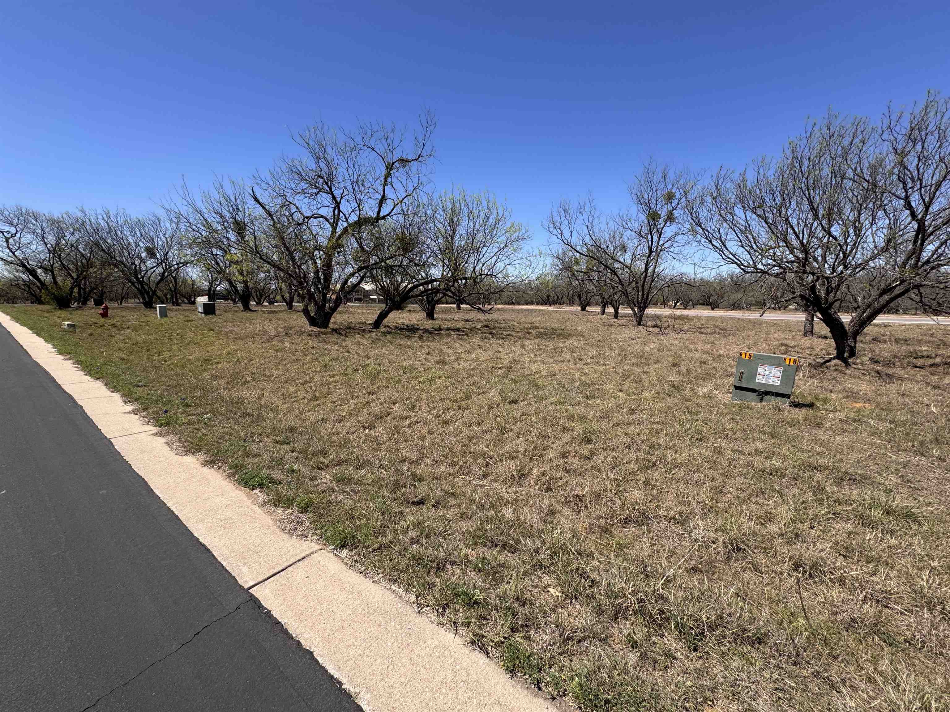 Lt 23004 Far West Property Photo 6