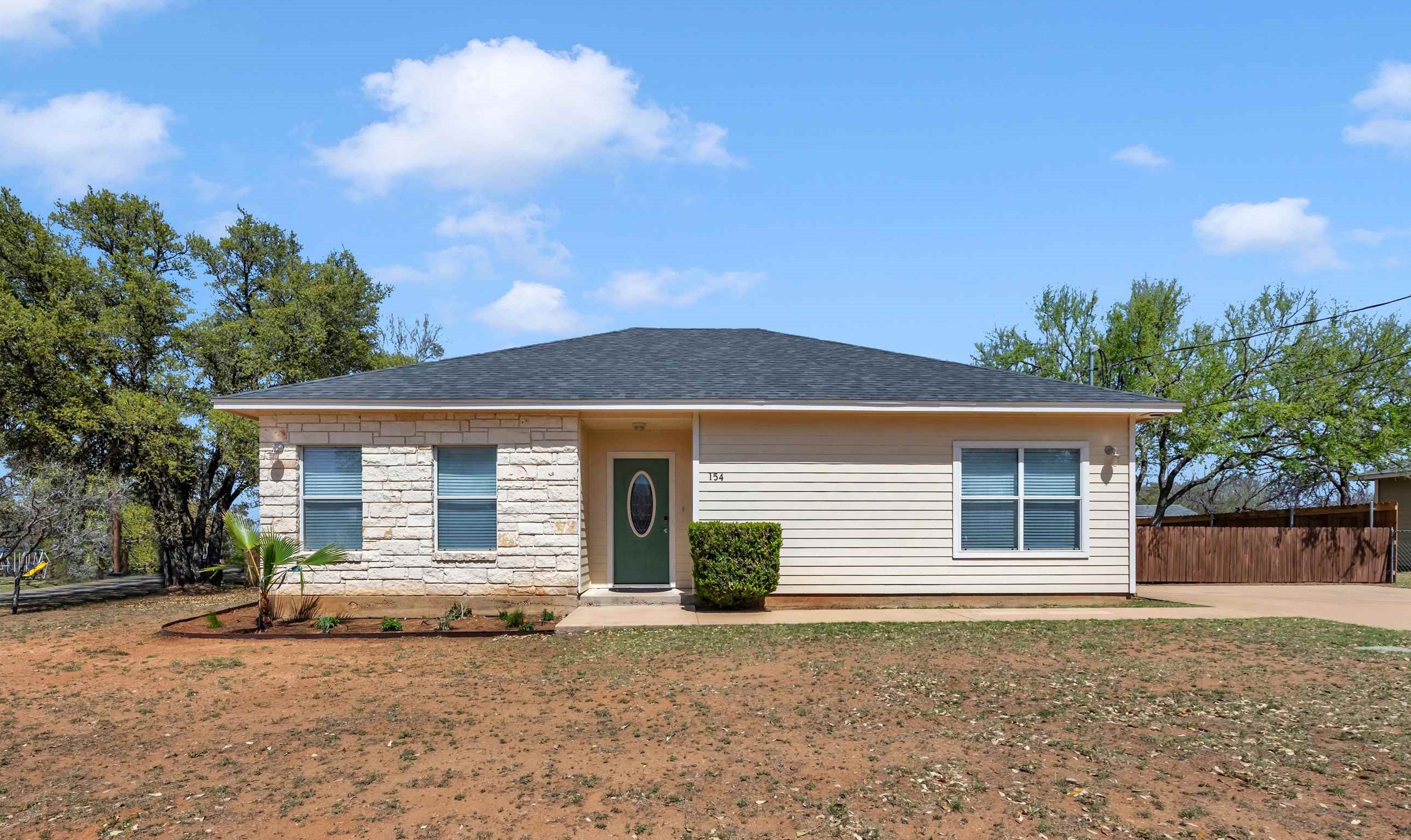 154 Willow Drive Property Photo