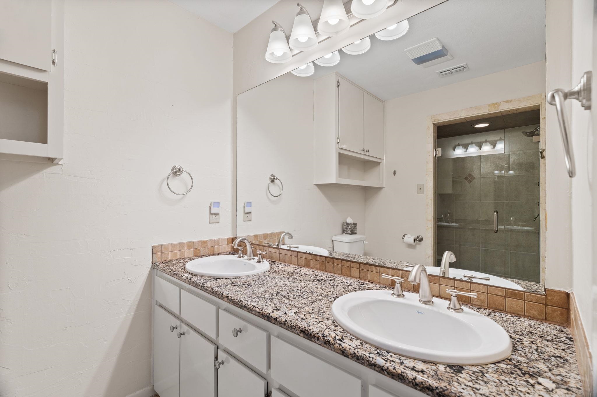 412 Horseshoe Bay North Boulevard Property Photo 21