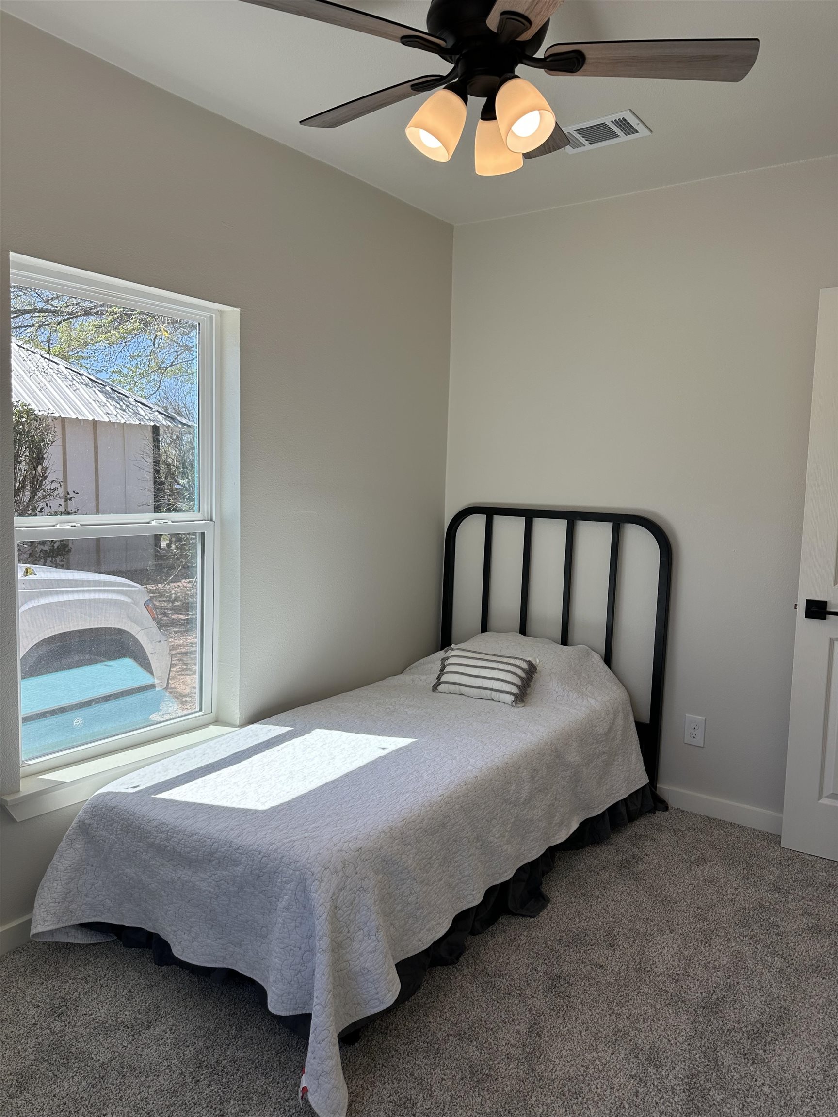 340 S Grange Street Property Photo 18