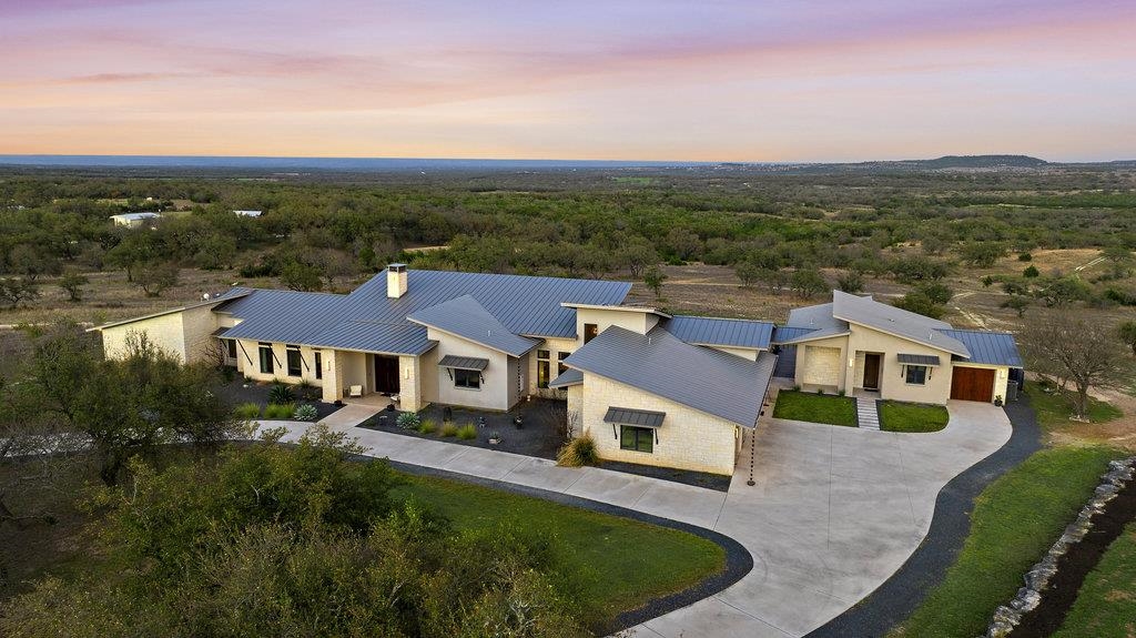 Round Mountain Real Estate Listings Main Image