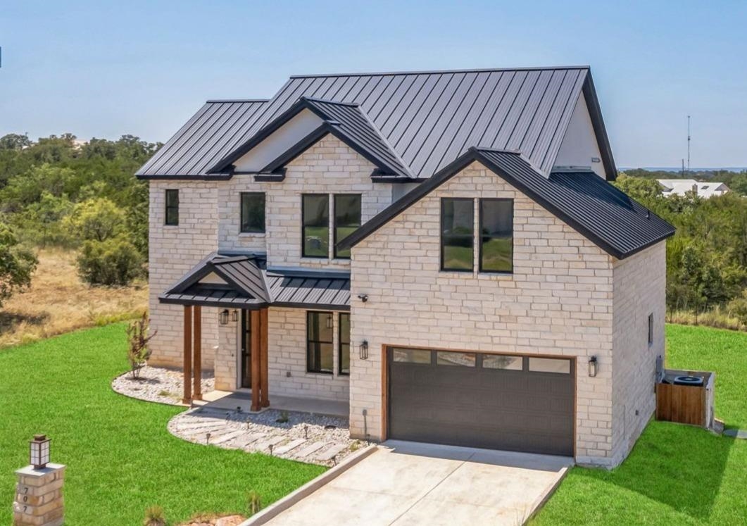 707 Broken Hills Drive Property Photo