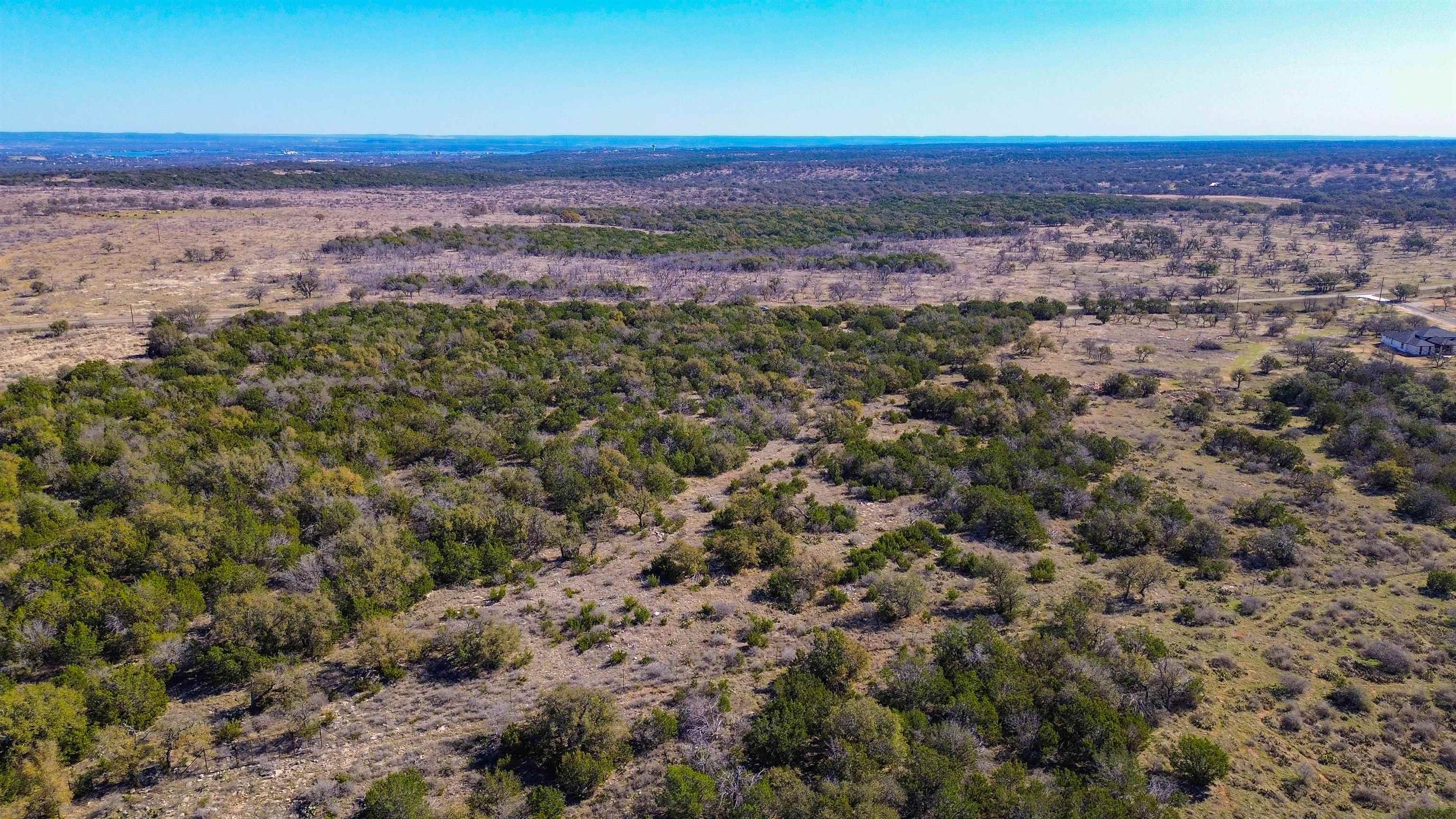 6611 Ranch Road 962 W Property Photo 6