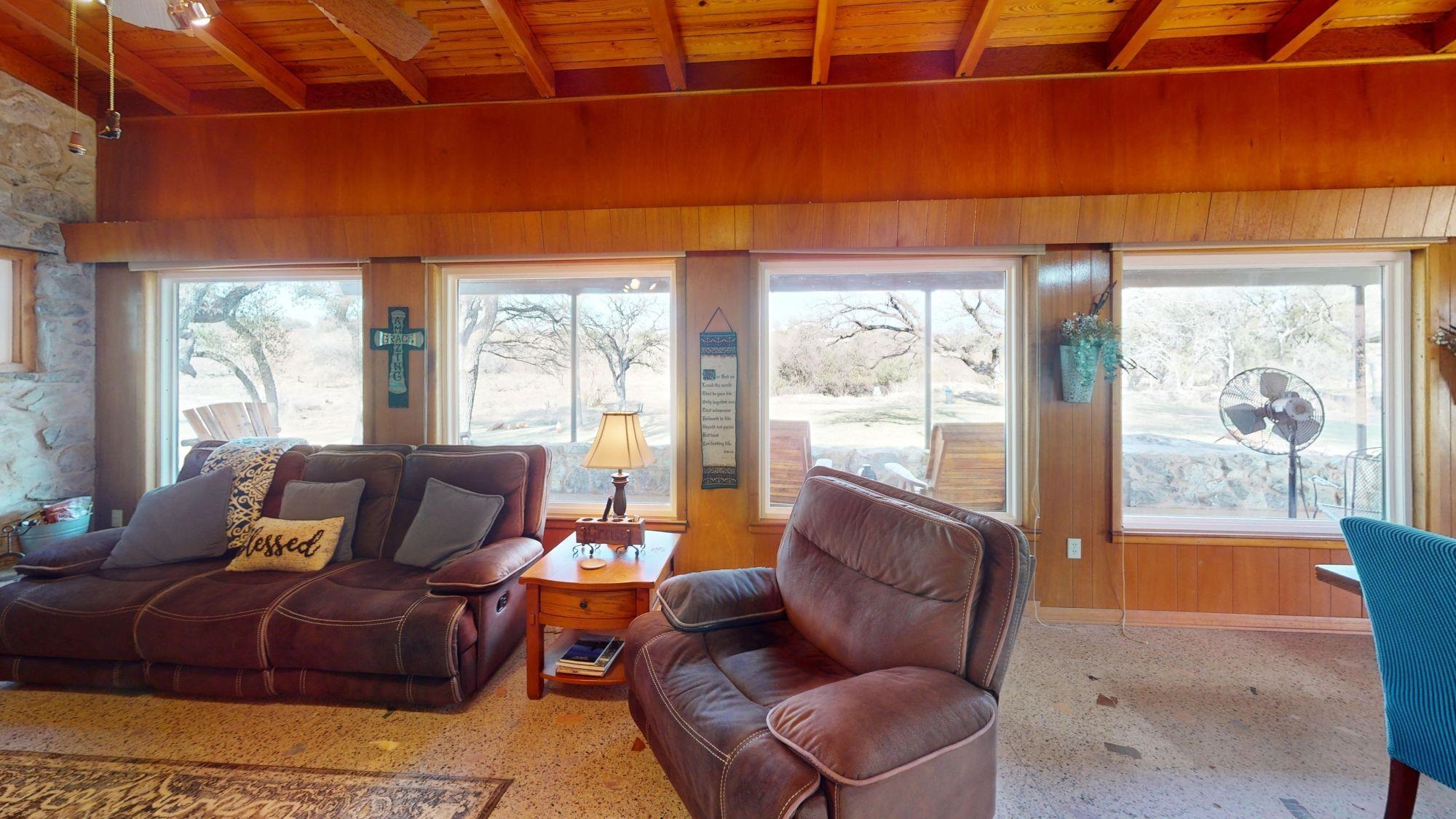 160 Lake Shore Drive Property Photo 12