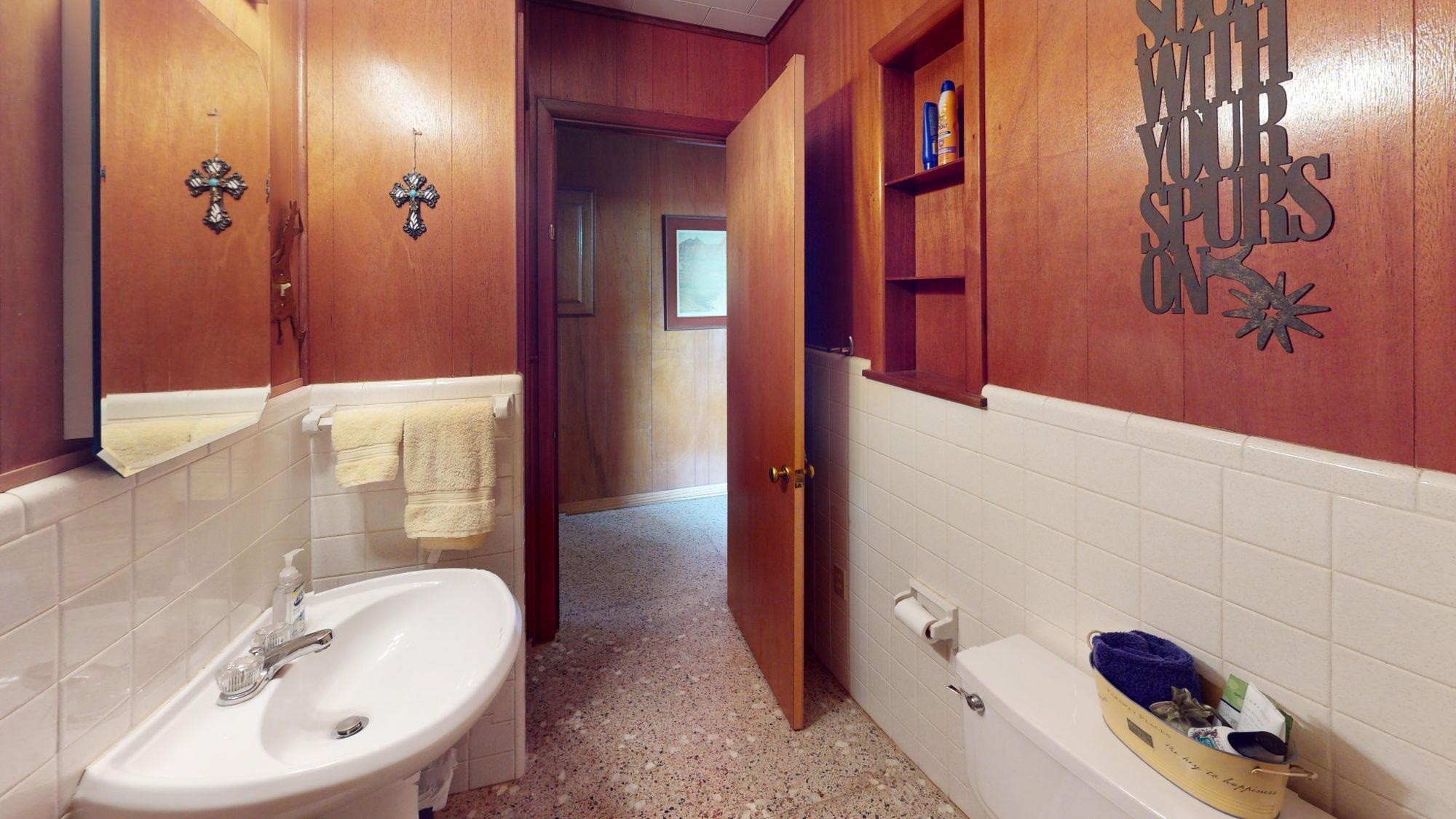 160 Lake Shore Drive Property Photo 13