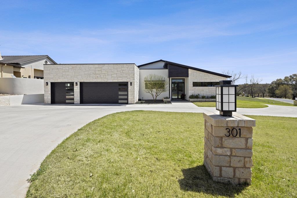 301 Eocene Property Photo