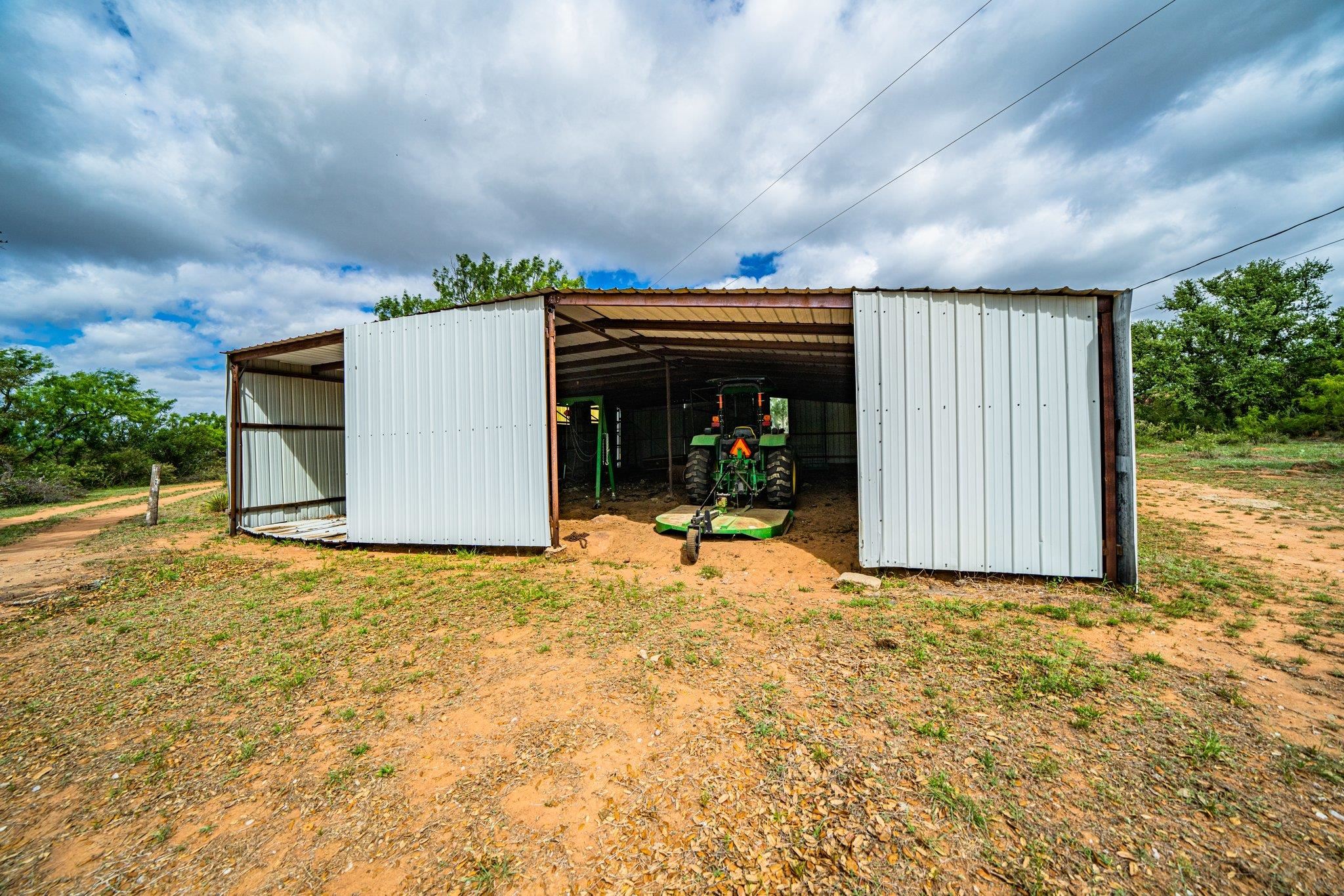 8475 W 29 Highway Property Photo 8