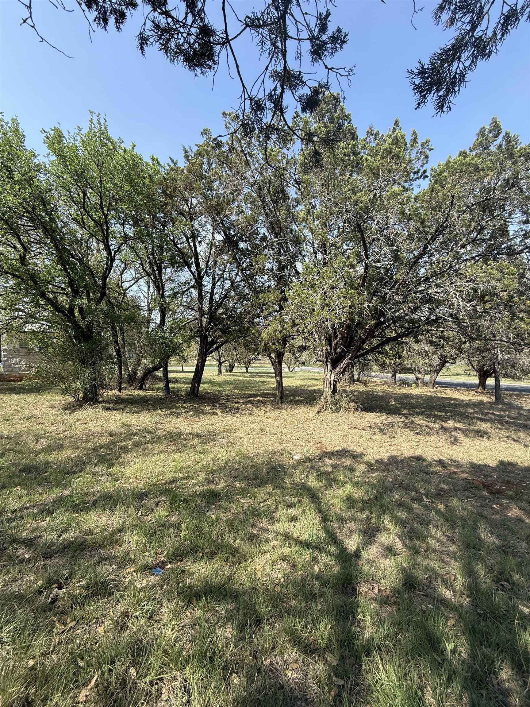 000 Hi Fault Property Photo 3