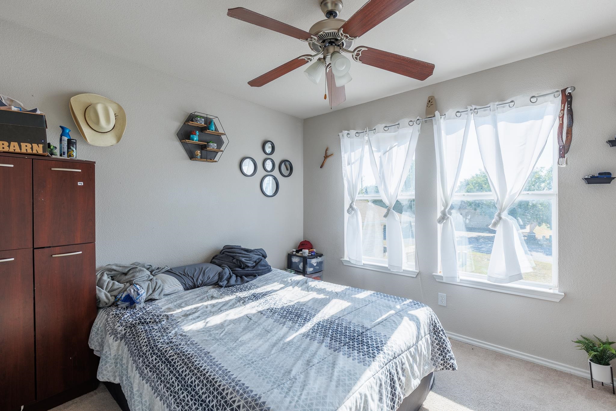 1502 N Claremont Circle Property Photo 11