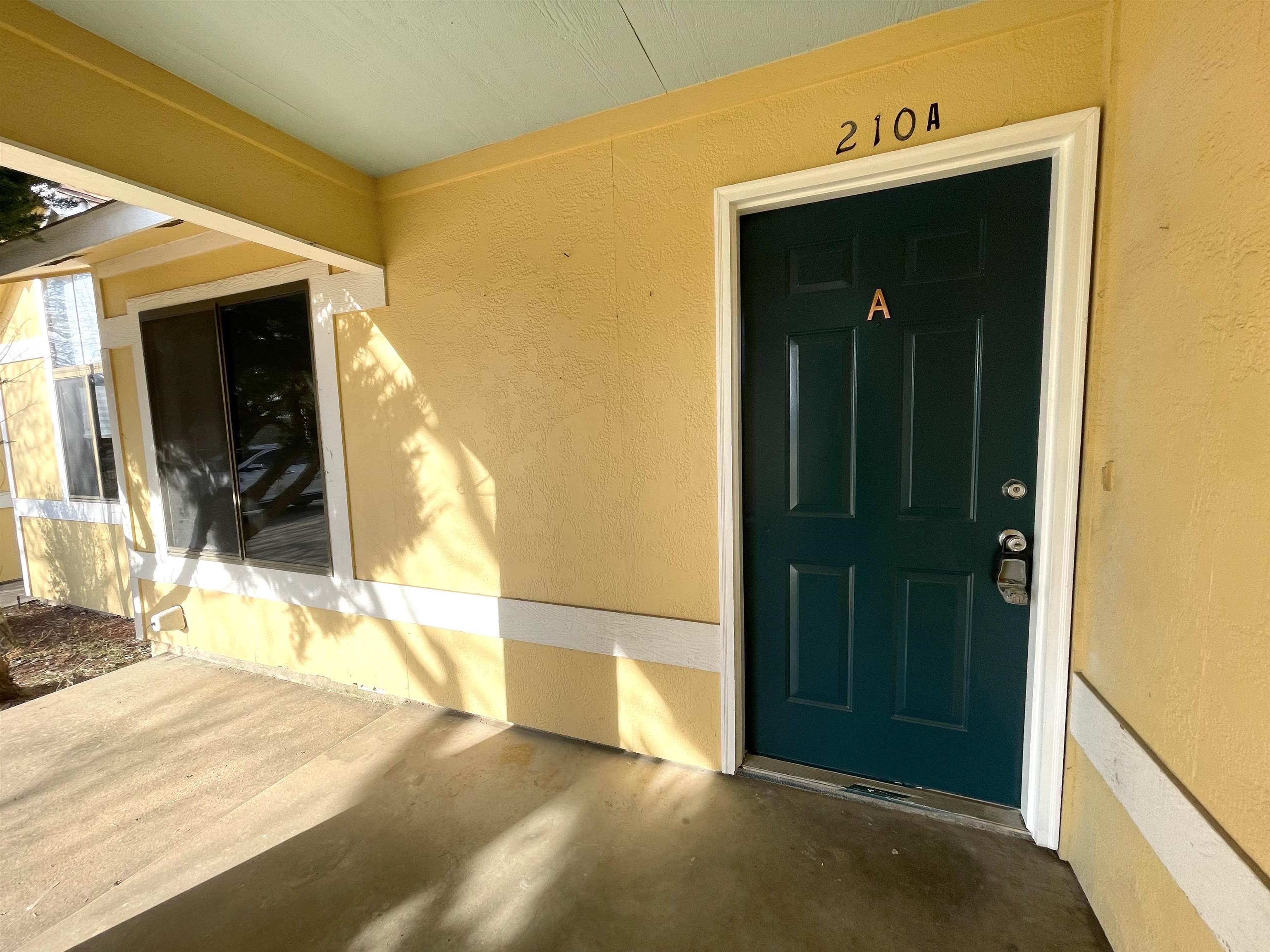 210 Skyline Drive Property Photo 4