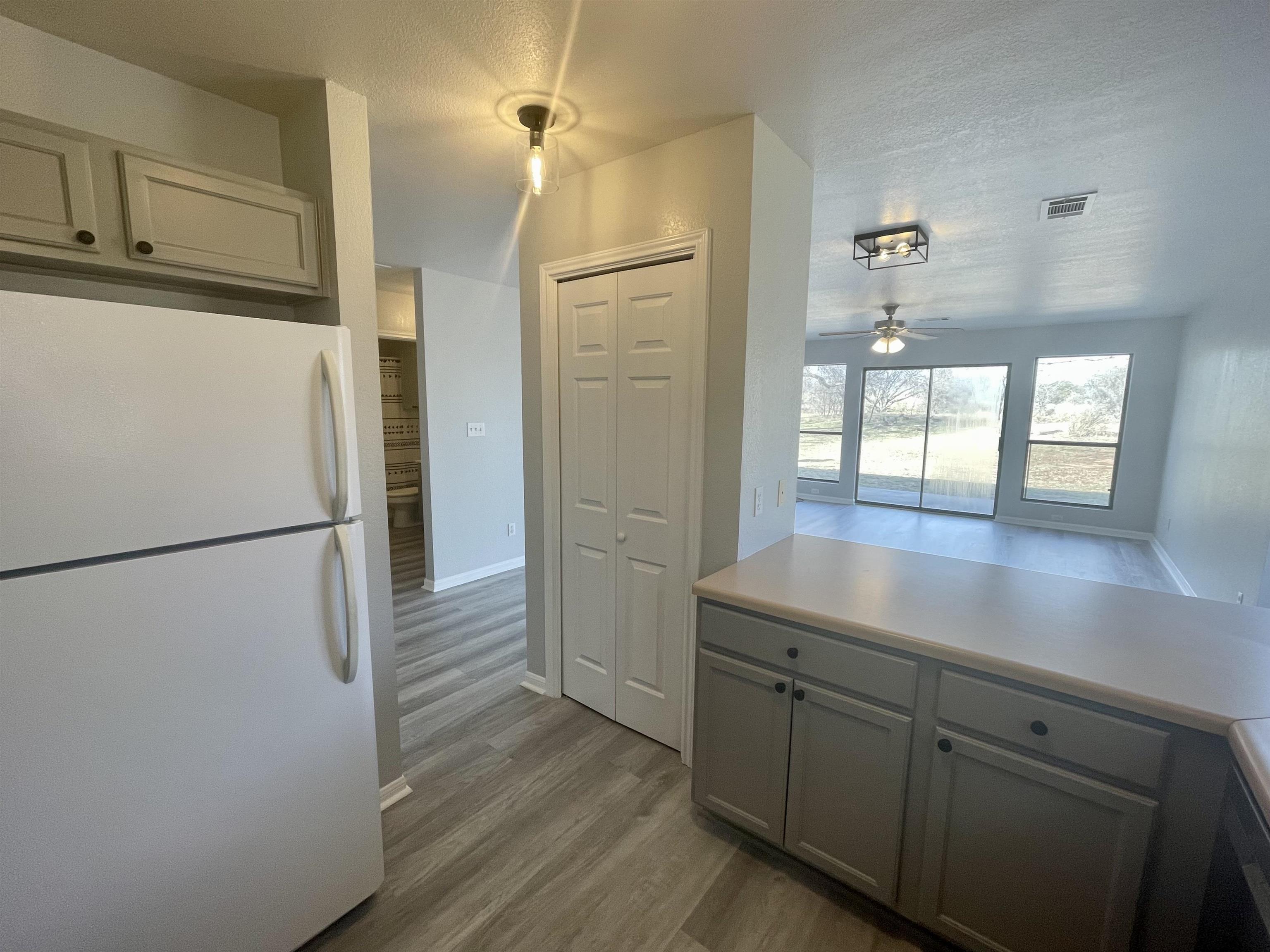 210 Skyline Drive Property Photo 6