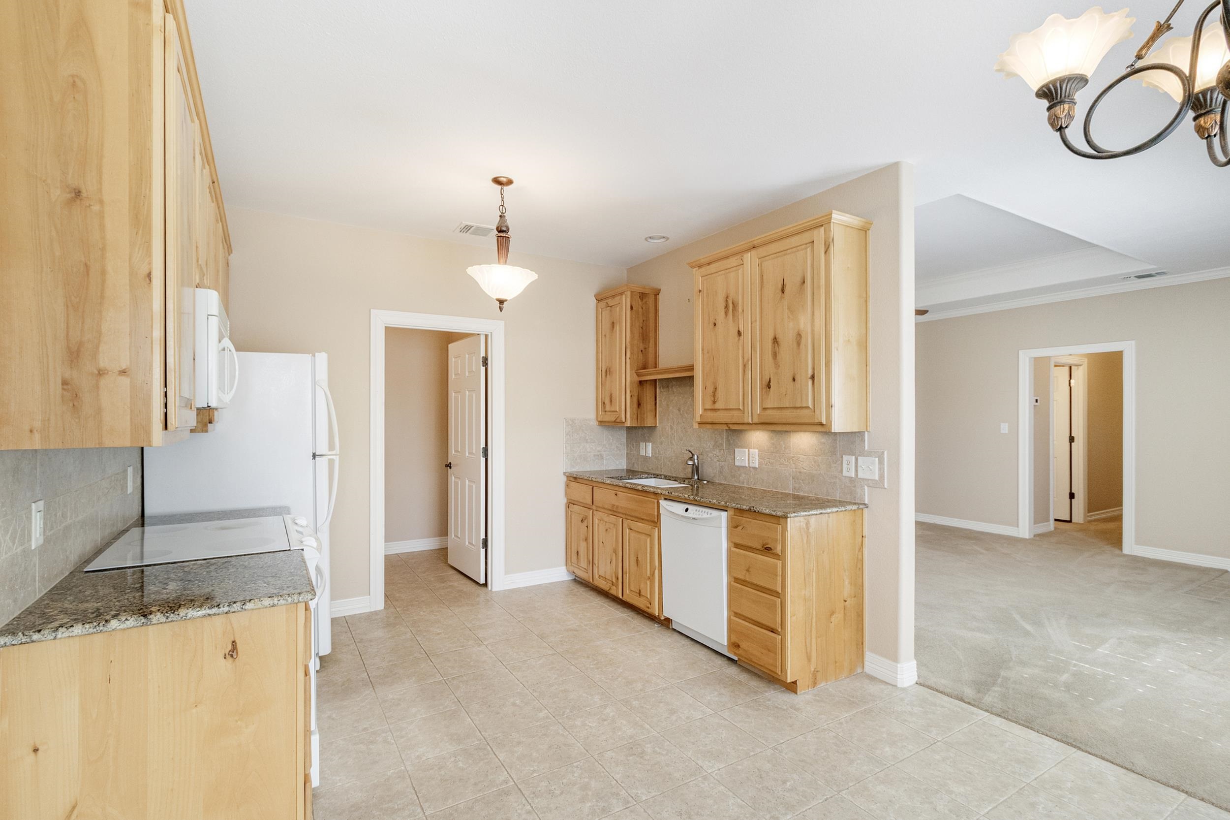 1505 Claremont Parkway Property Photo 10
