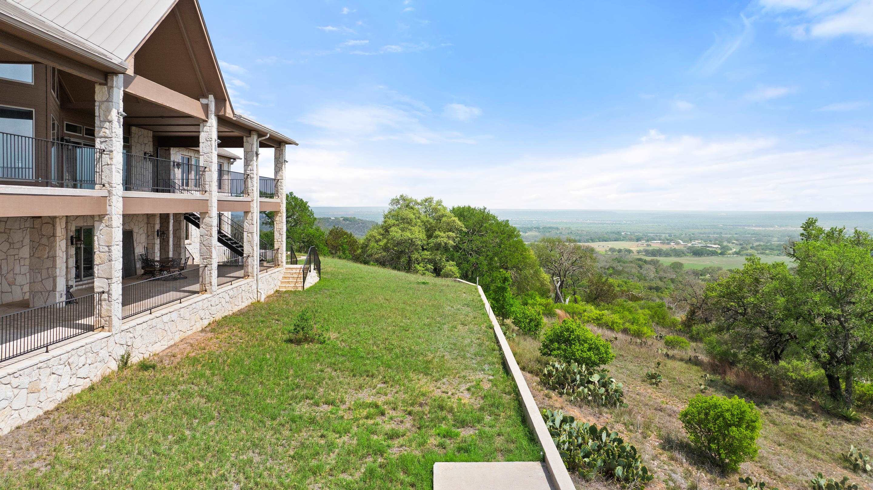 1900 County Road 120a Property Photo 2