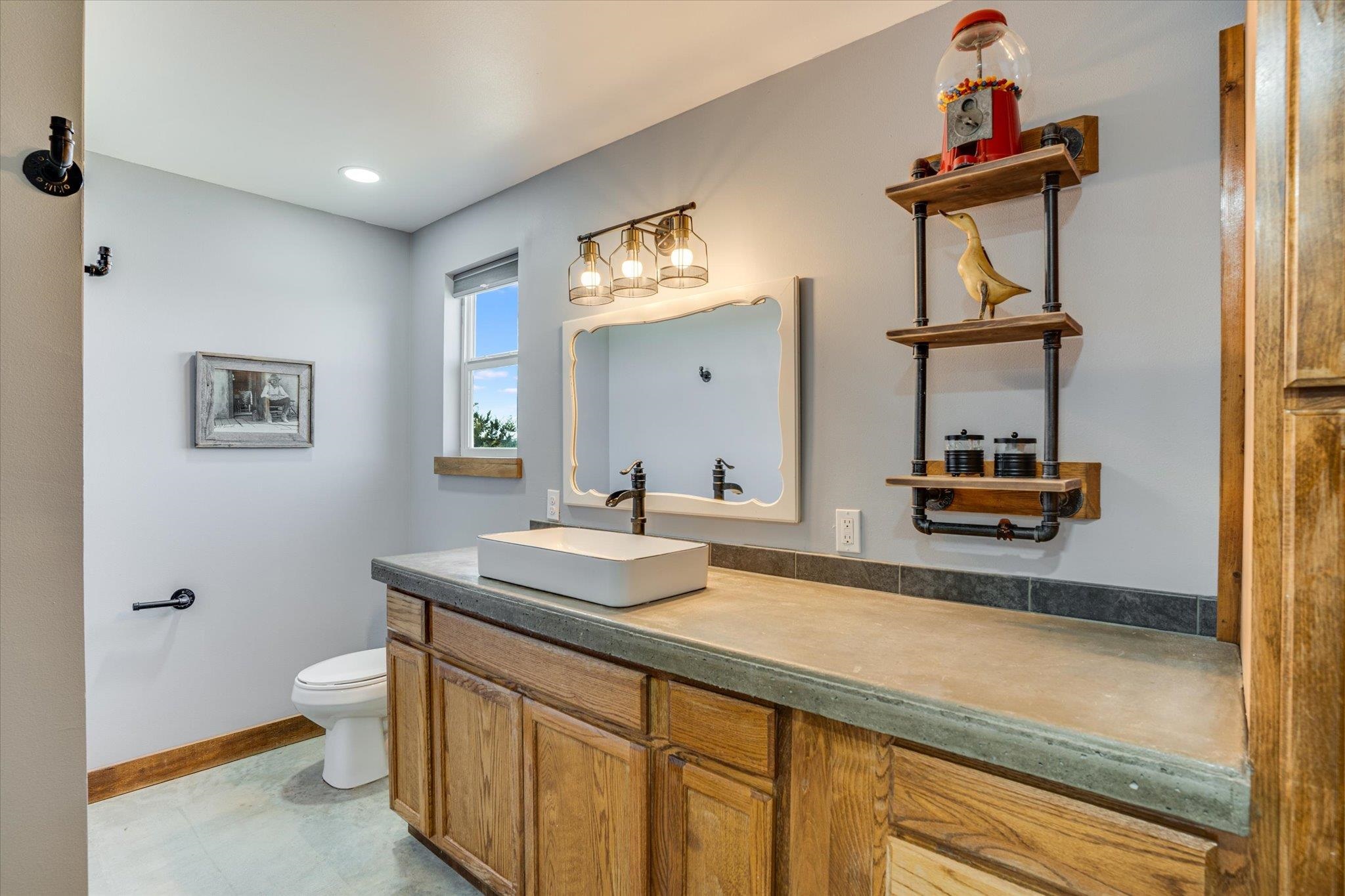 5450 Cr 202 Property Photo 12