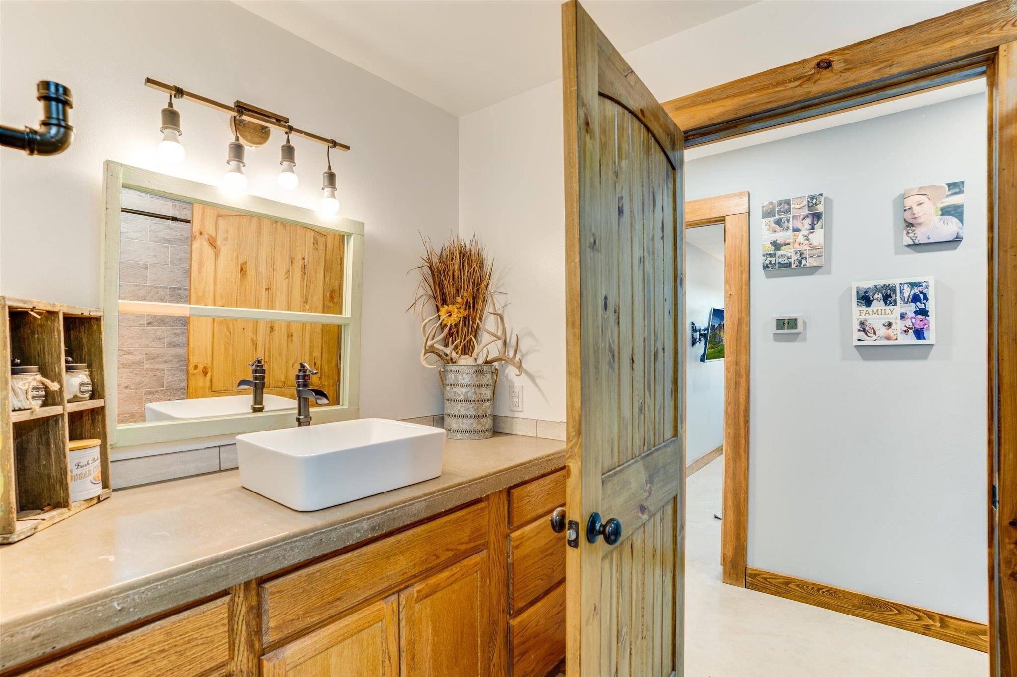 5450 Cr 202 Property Photo 16