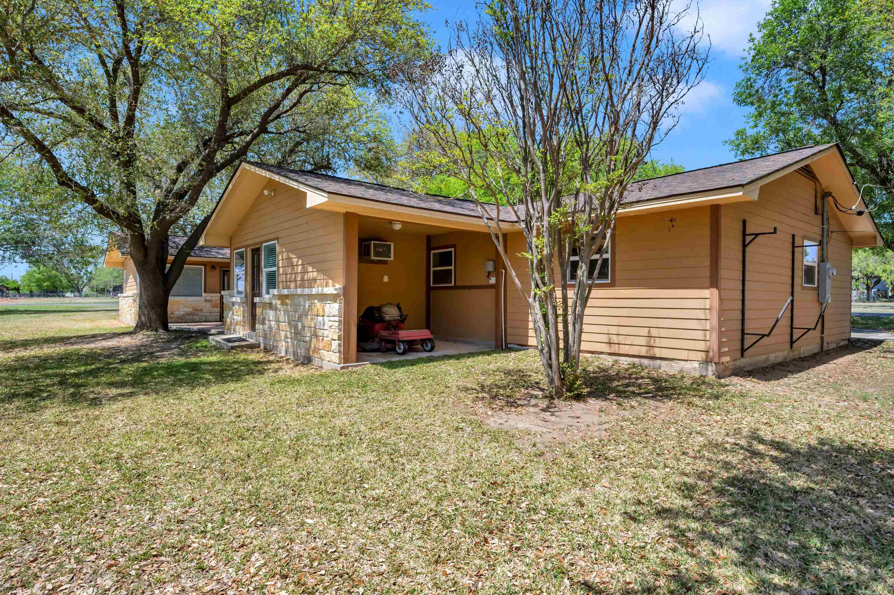201 W Heron Property Photo 3